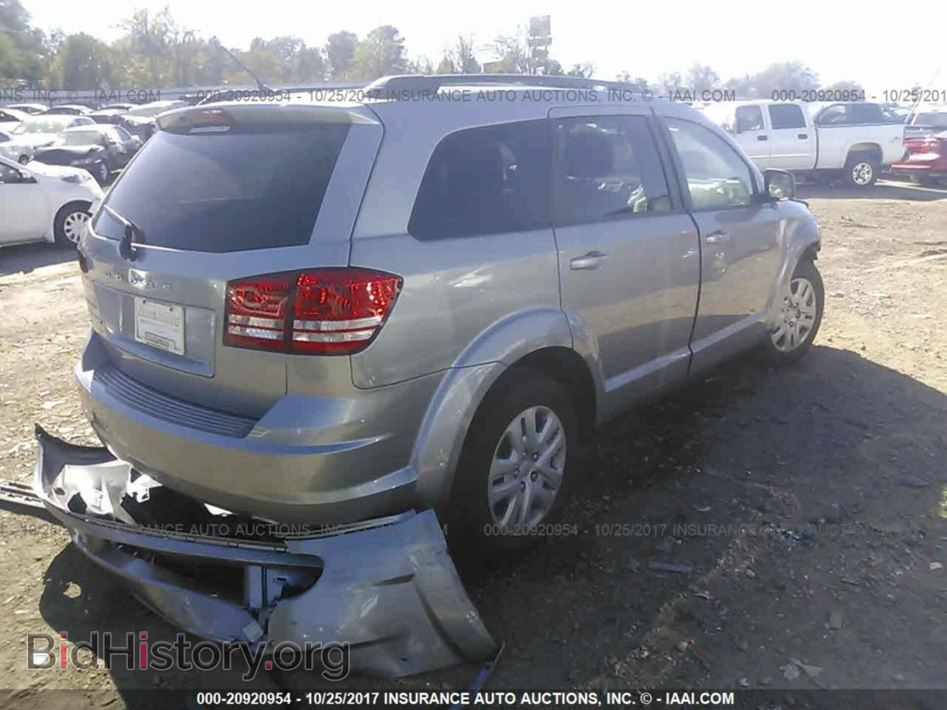 2017 Dodge Journey - VIN: 3C4PDCAB0HT636873 - Photo 4