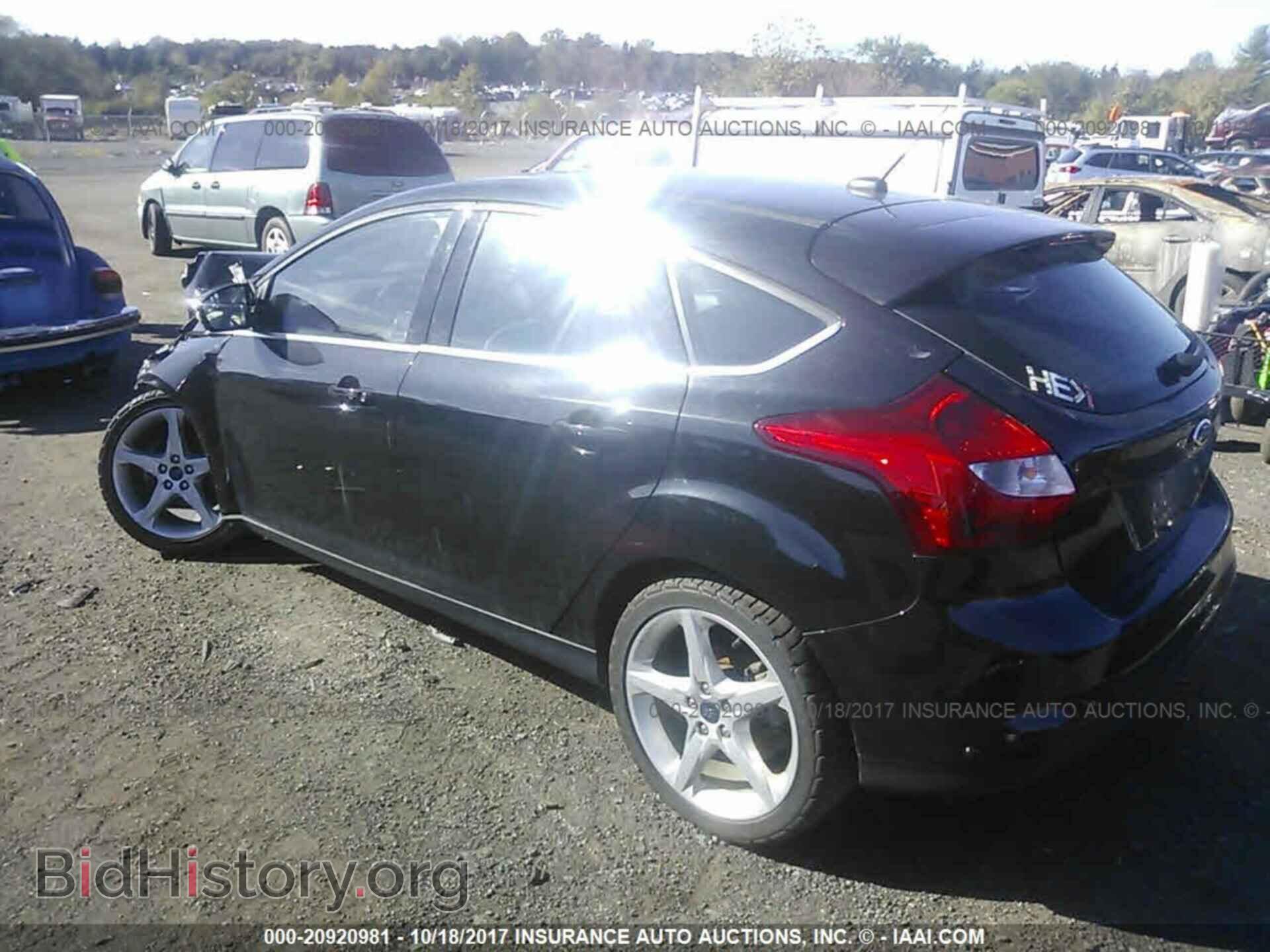 2014 Ford Focus - VIN: 1FADP3N25EL463157 - Фото 3