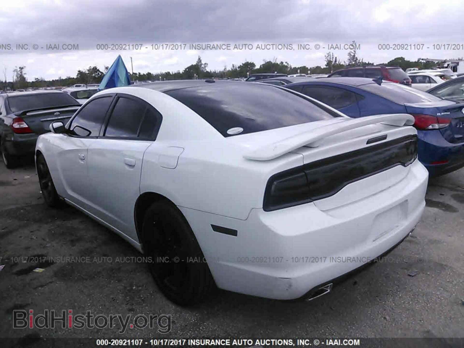 2012 Dodge Charger - VIN: 2C3CDXBG2CH125915 - Фото 3