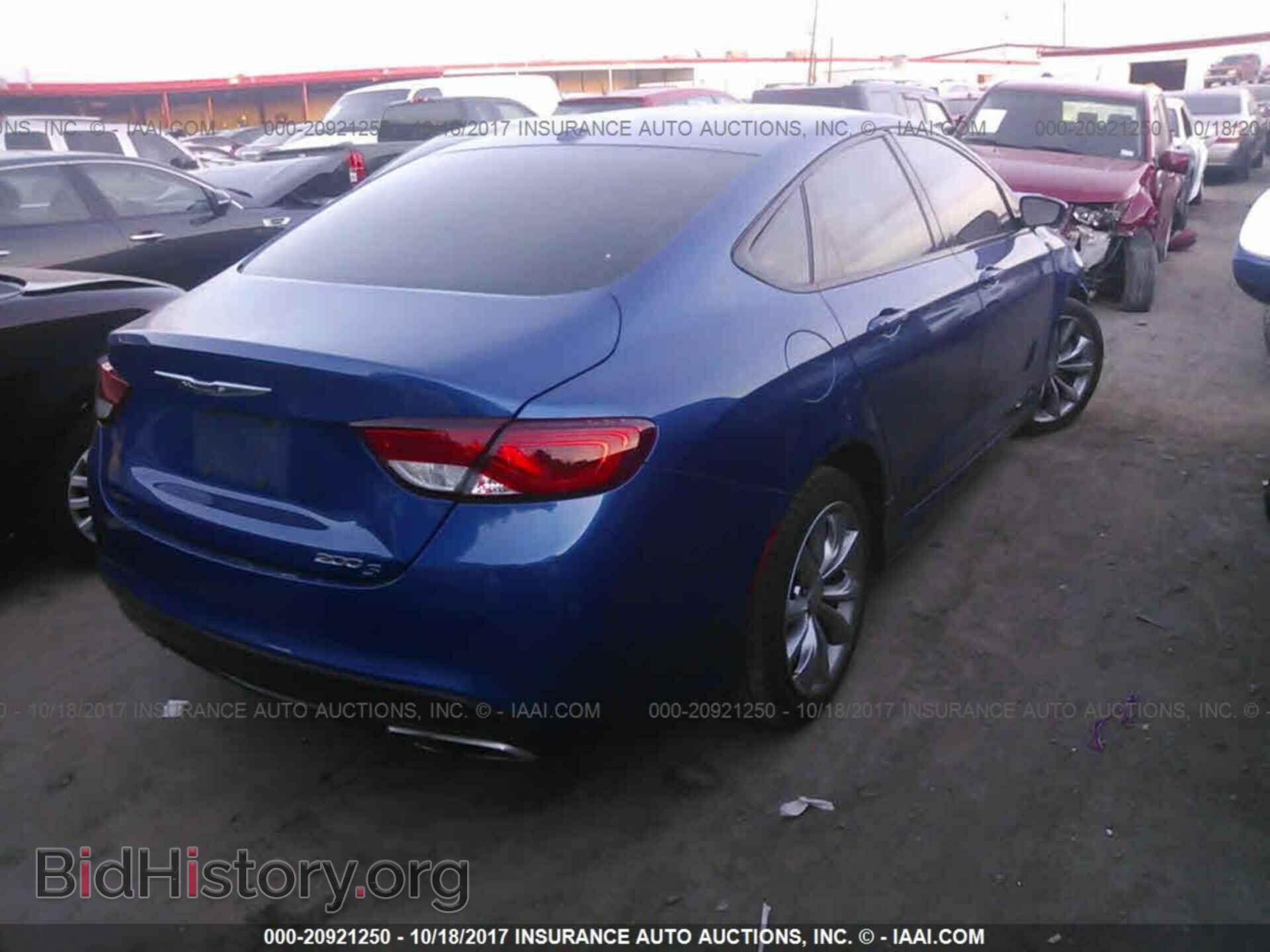 2016 Chrysler 200 - VIN: 1C3CCCBB1GN174066 - Фото 4