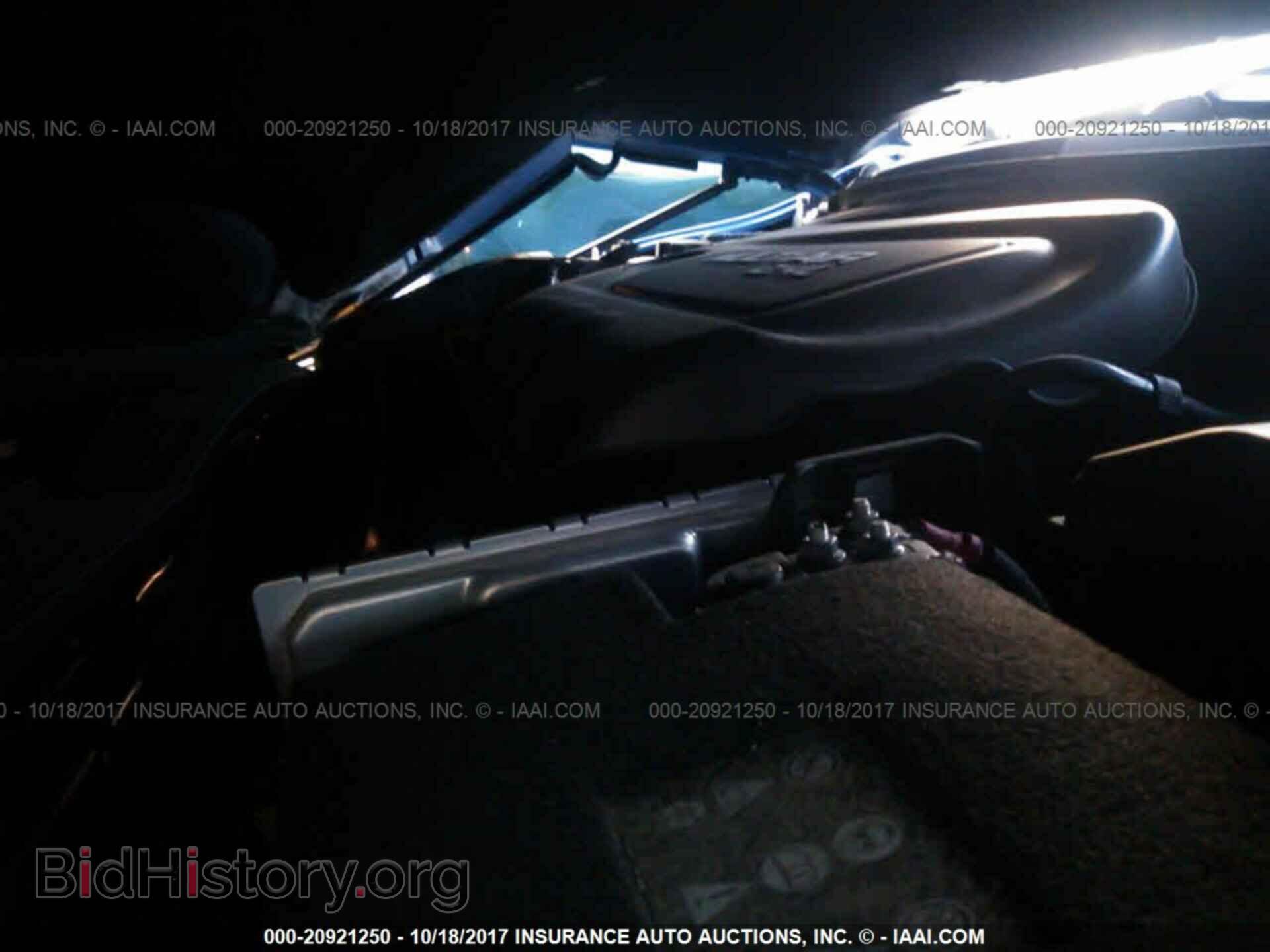 2016 Chrysler 200 - VIN: 1C3CCCBB1GN174066 - Фото 10