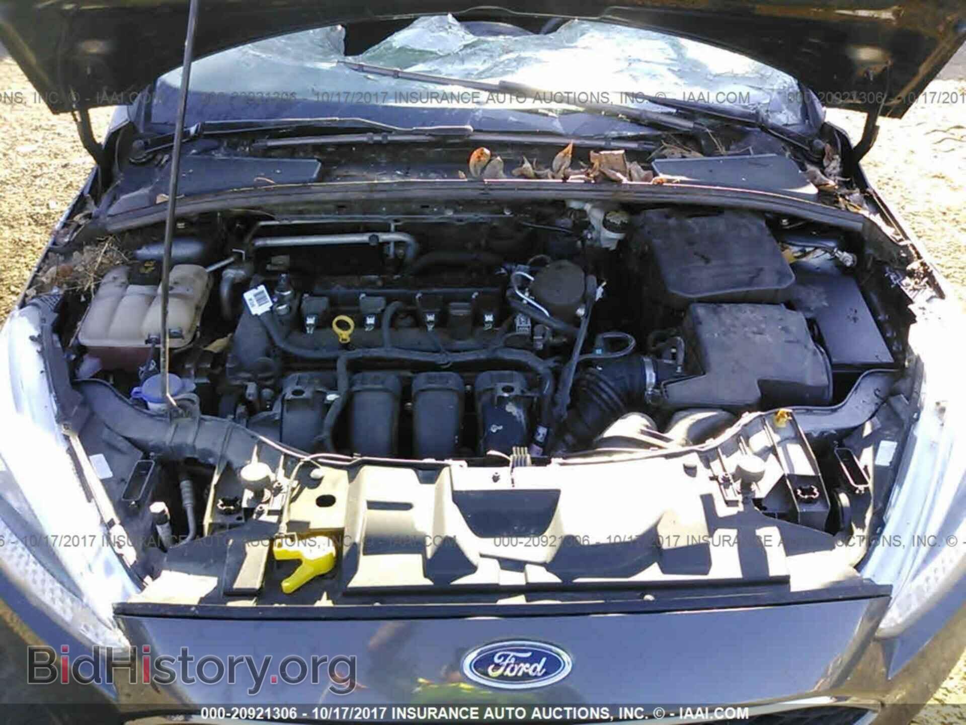 2016 Ford Focus - VIN: 1FADP3K2XGL284054 - Photo 10