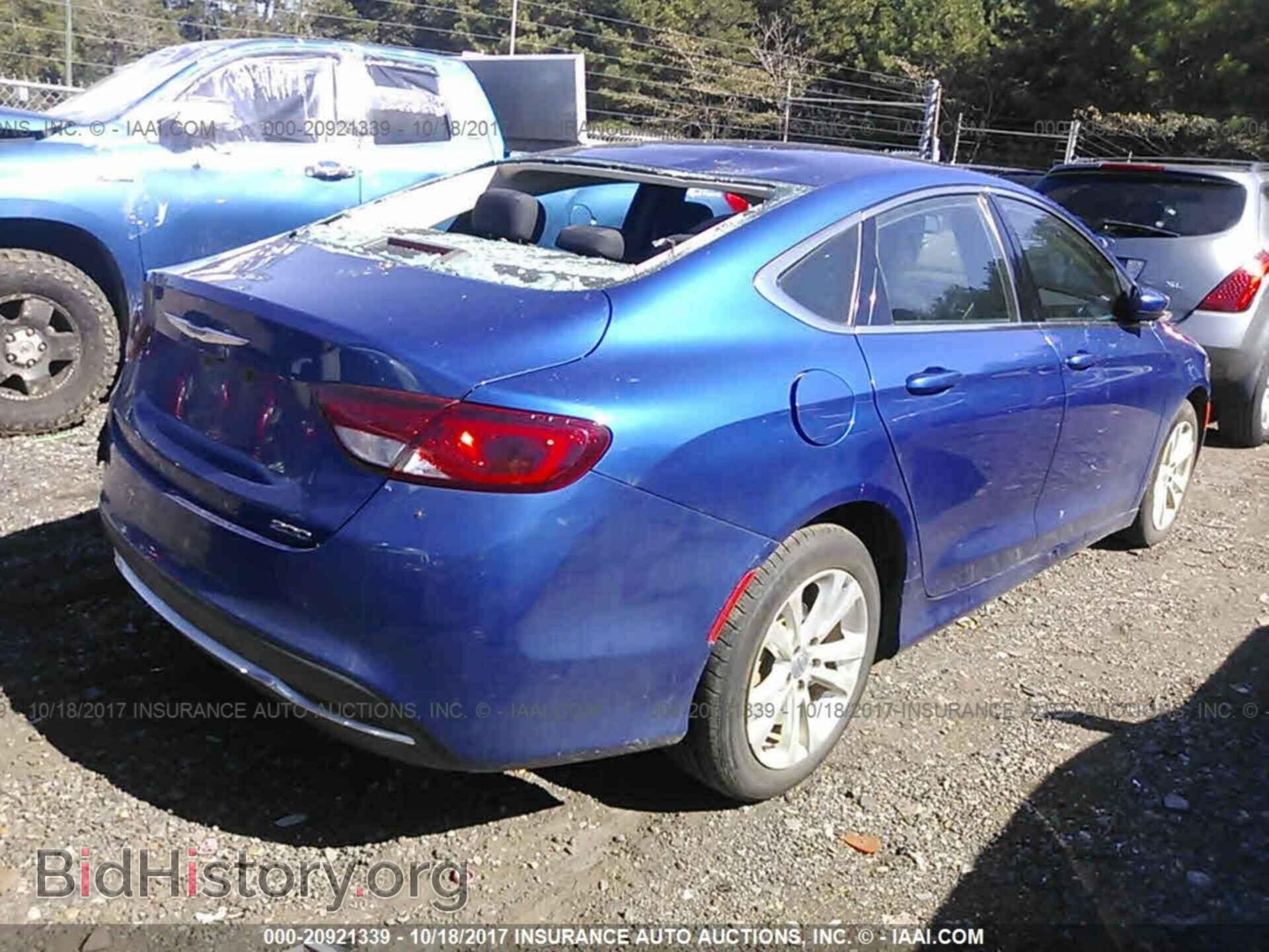 2015 Chrysler 200 - VIN: 1C3CCCAB6FN729304 - Photo 4