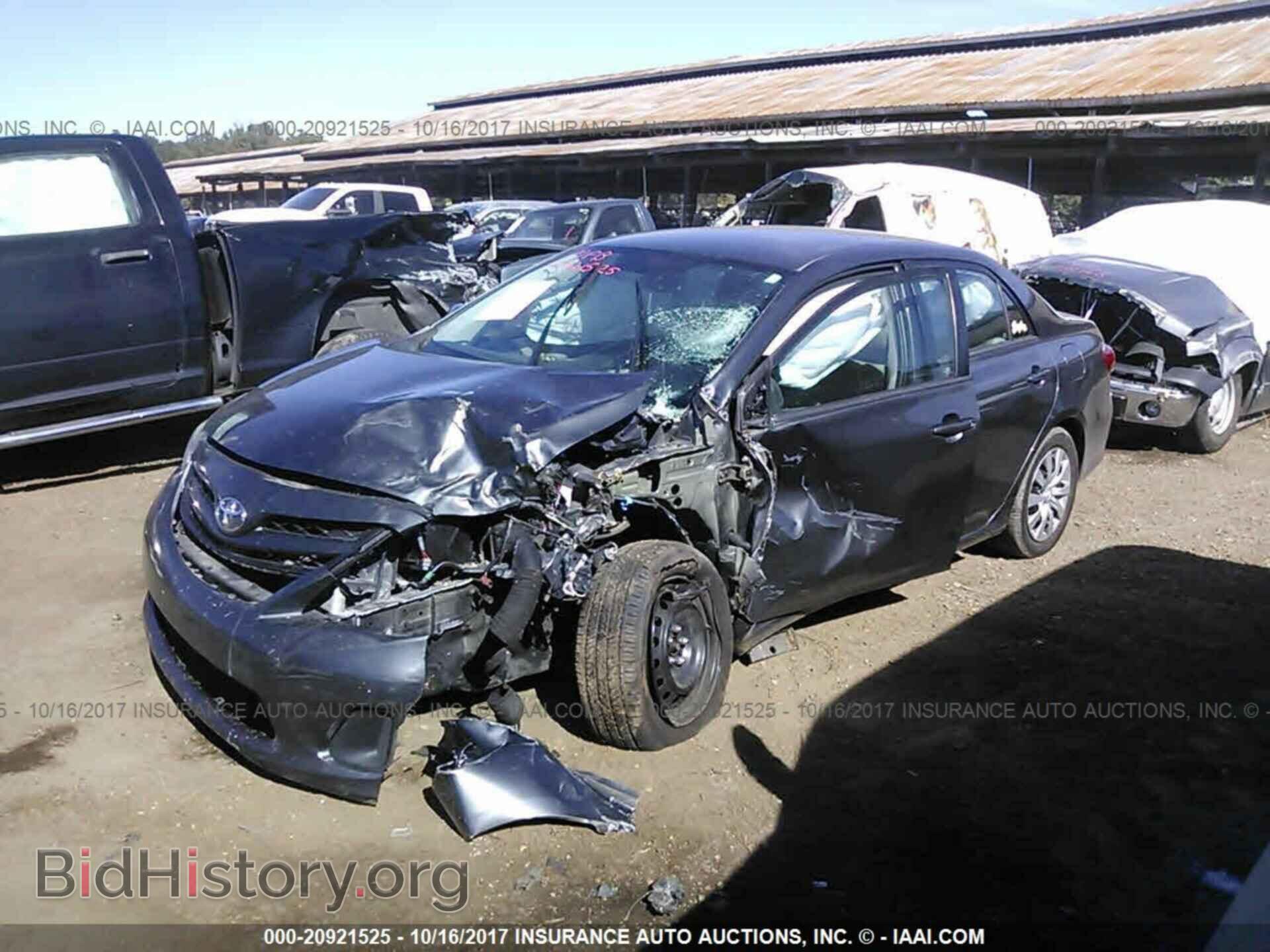 2012 Toyota Corolla - VIN: 2T1BU4EE2CC833656 - Photo 2