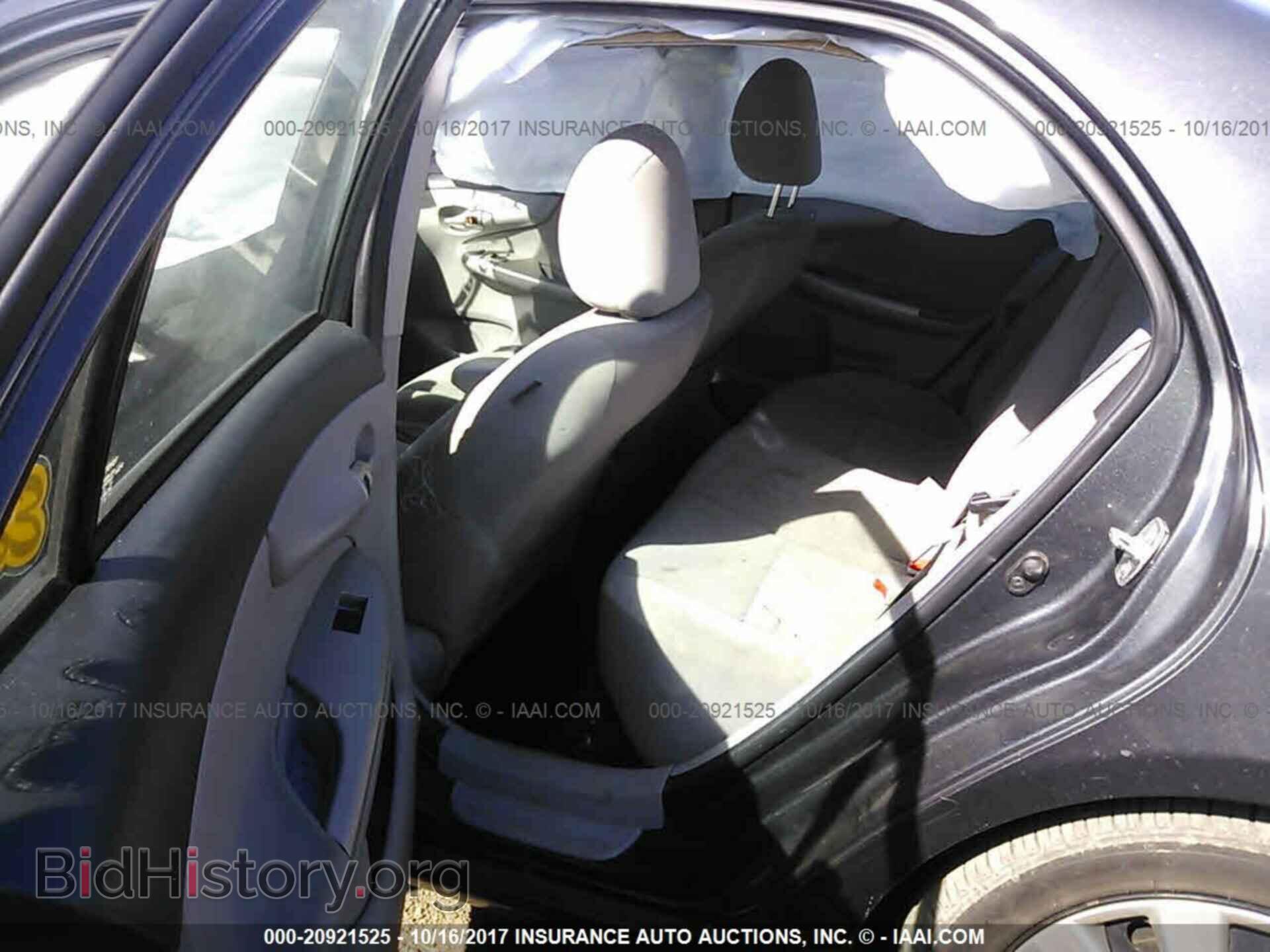 2012 Toyota Corolla - VIN: 2T1BU4EE2CC833656 - Photo 8