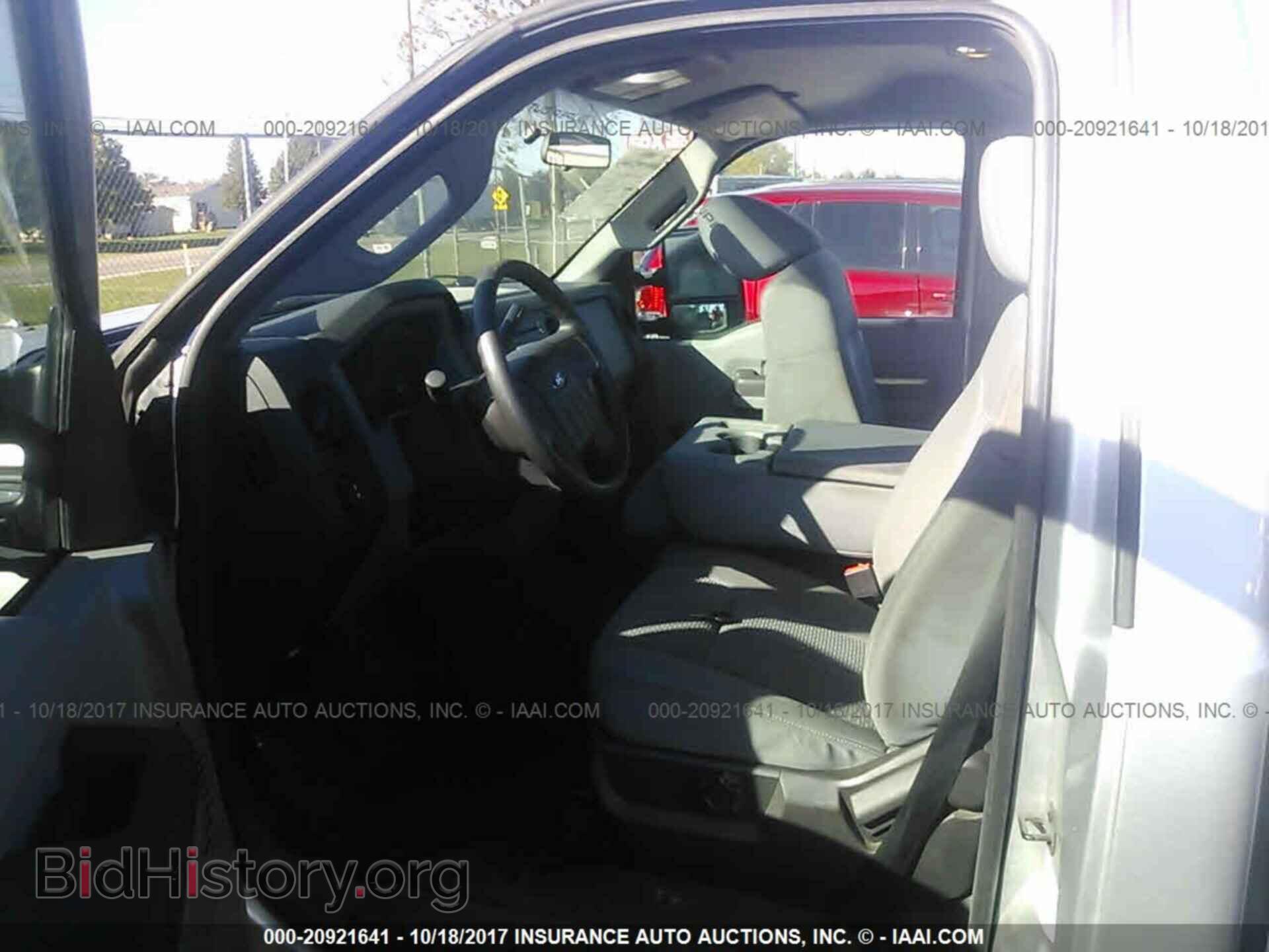 2013 Ford F250 - VIN: 1FTBF2A67DEA96658 - Фото 5