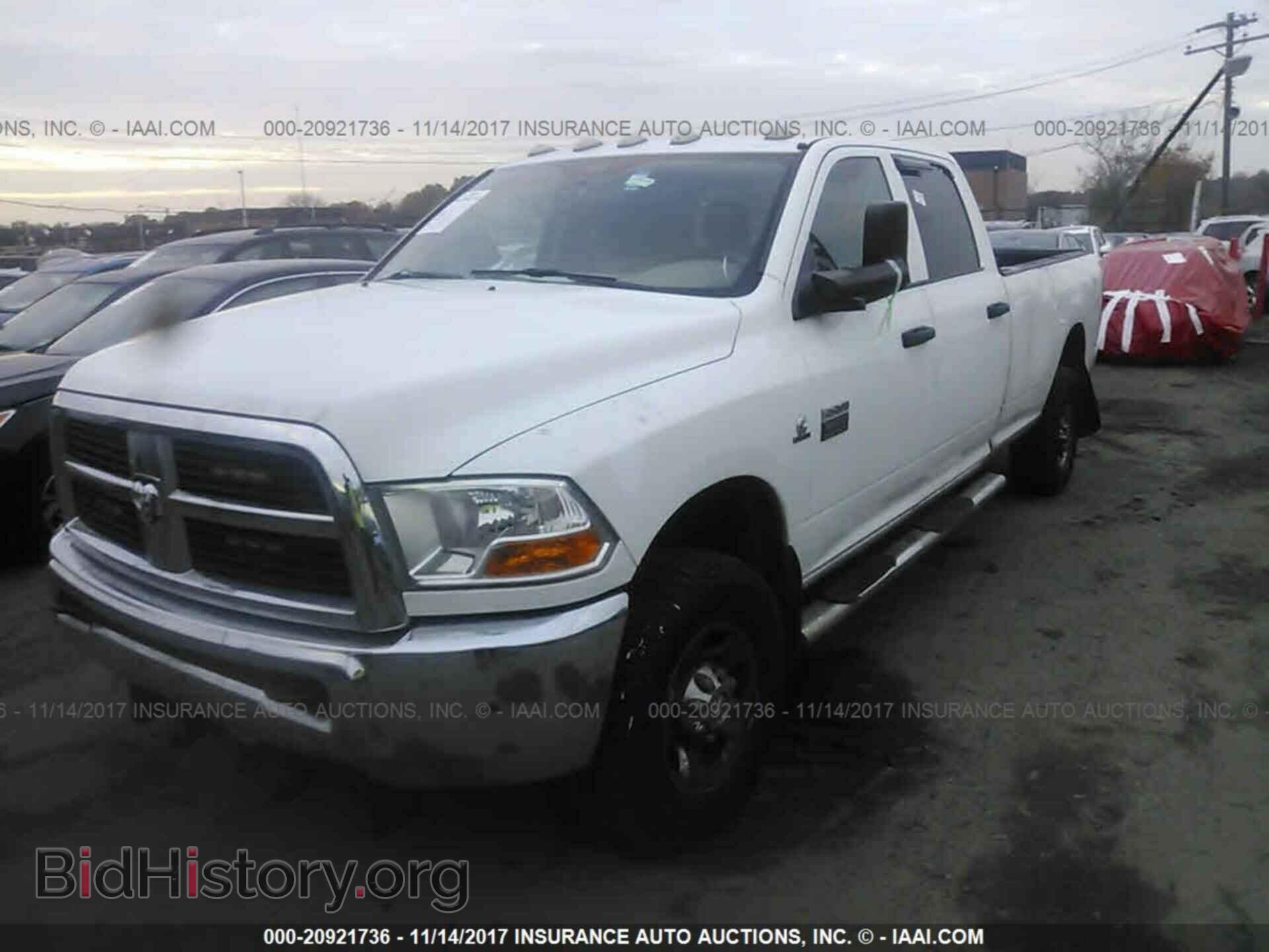 2012 Dodge Ram 3500 - VIN: 3C63D3GL5CG108981 - Фото 2