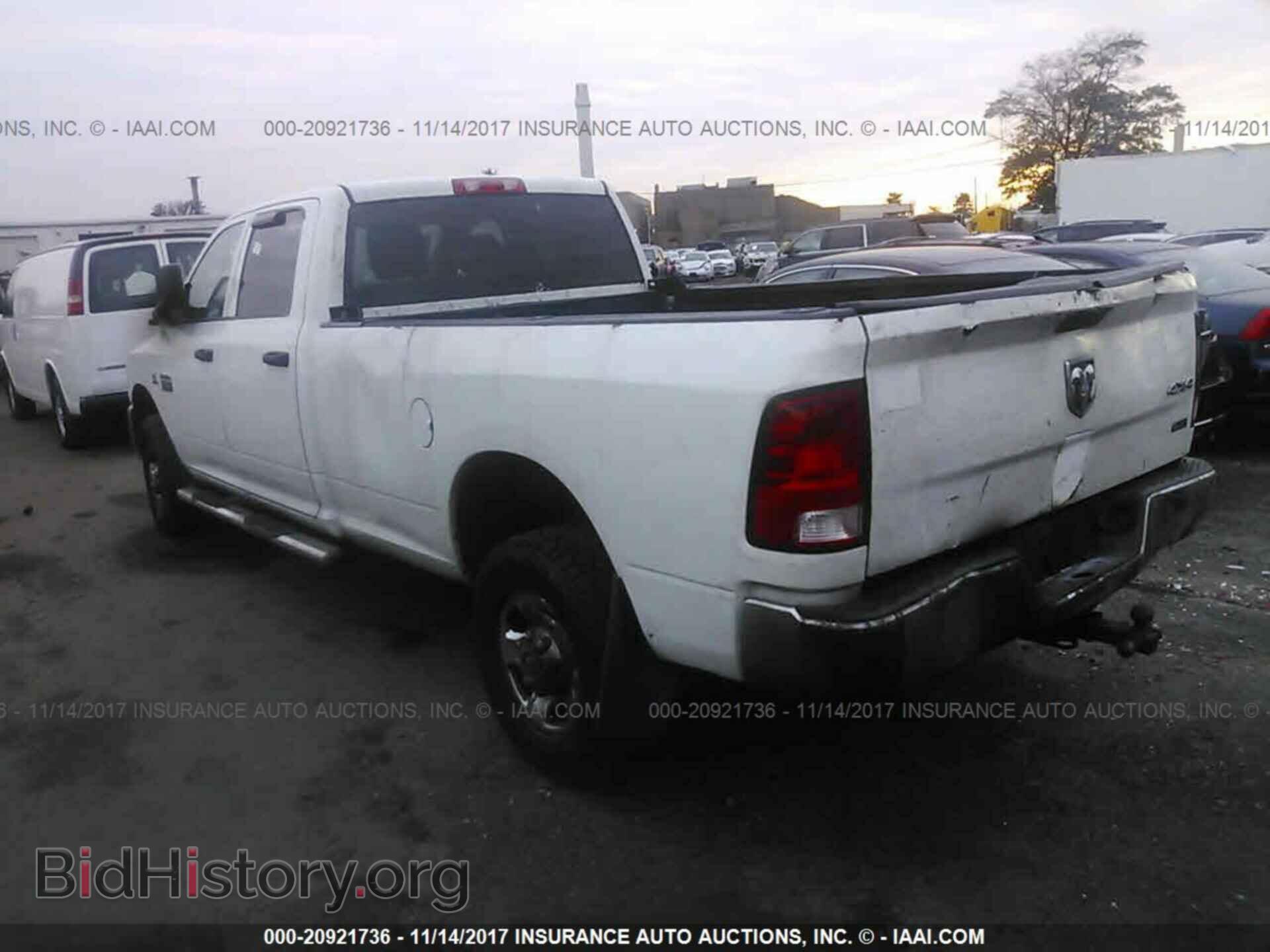 2012 Dodge Ram 3500 - VIN: 3C63D3GL5CG108981 - Фото 3