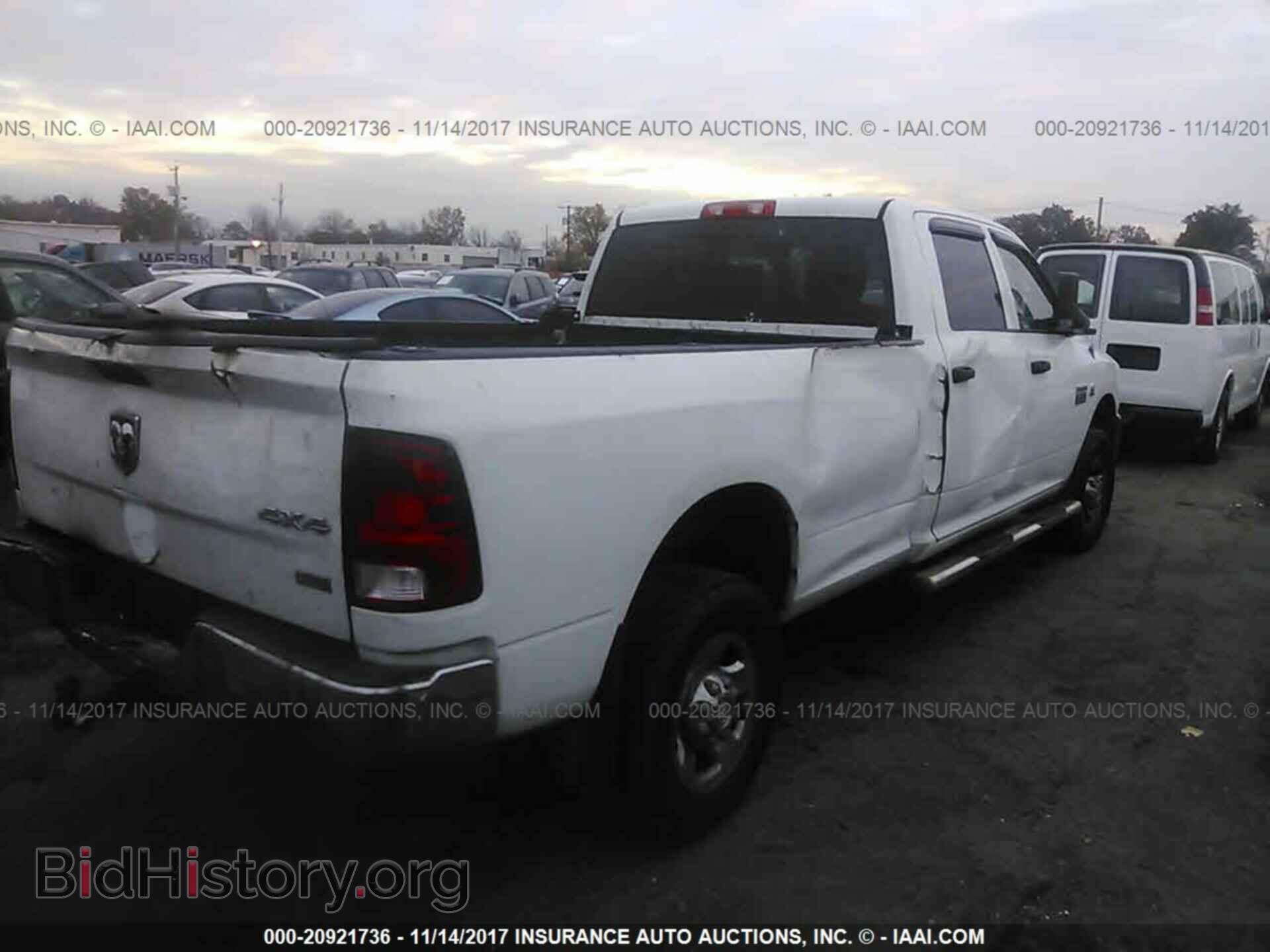 2012 Dodge Ram 3500 - VIN: 3C63D3GL5CG108981 - Фото 4
