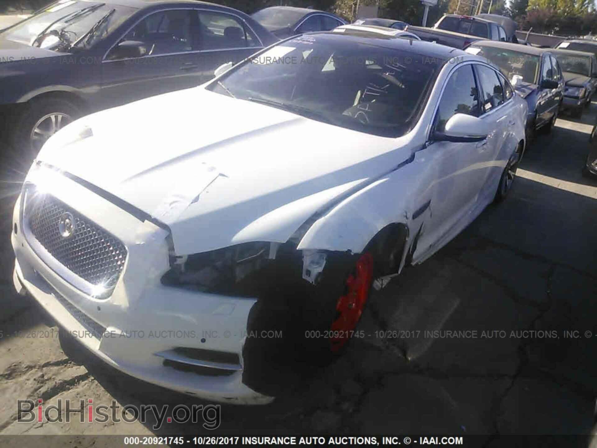 2015 Jaguar Xj - VIN: SAJWJ1CD9F8V90335 - Фото 2