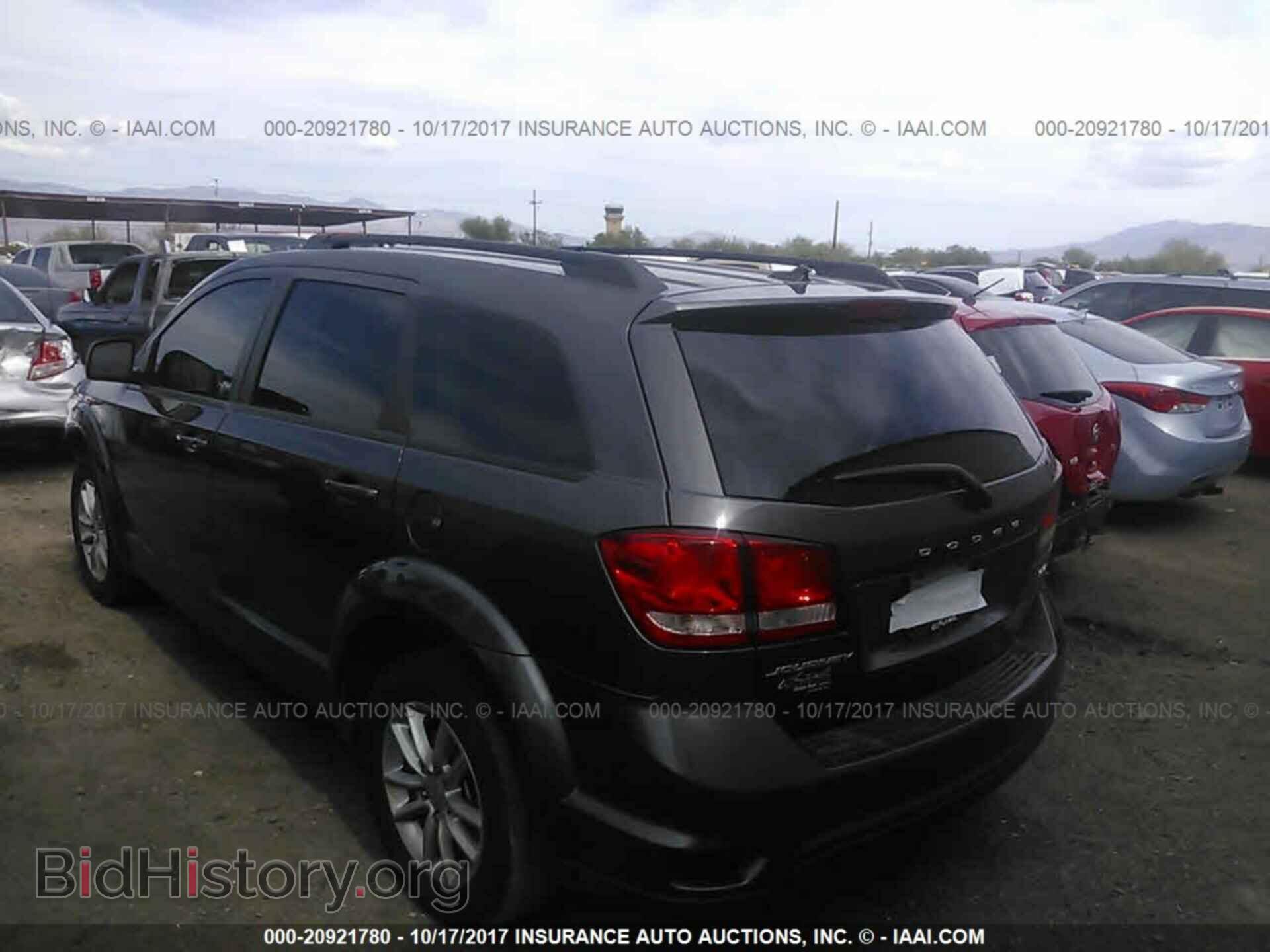 2015 Dodge Journey - VIN: 3C4PDCBB7FT554134 - Photo 3