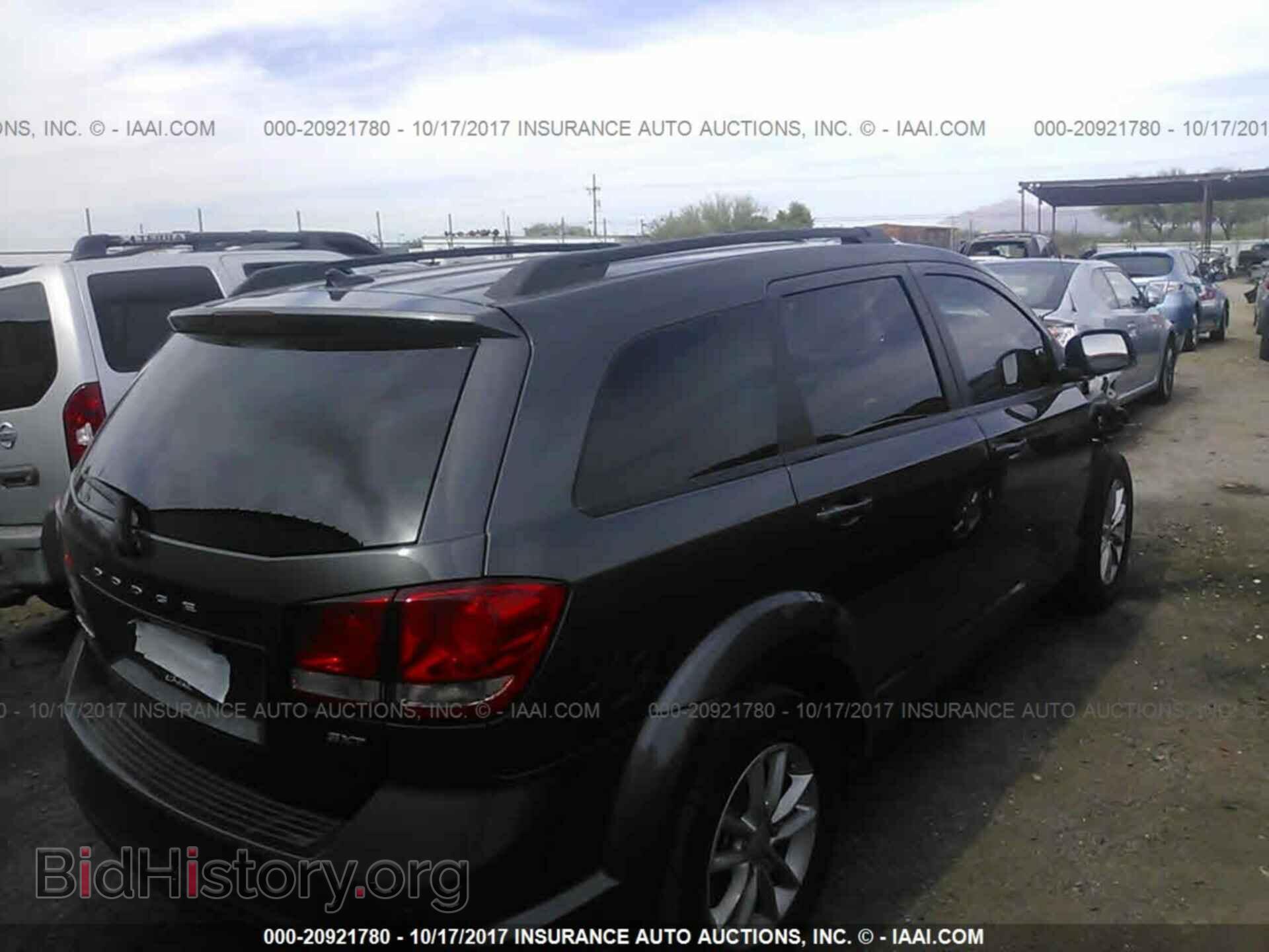 2015 Dodge Journey - VIN: 3C4PDCBB7FT554134 - Photo 4