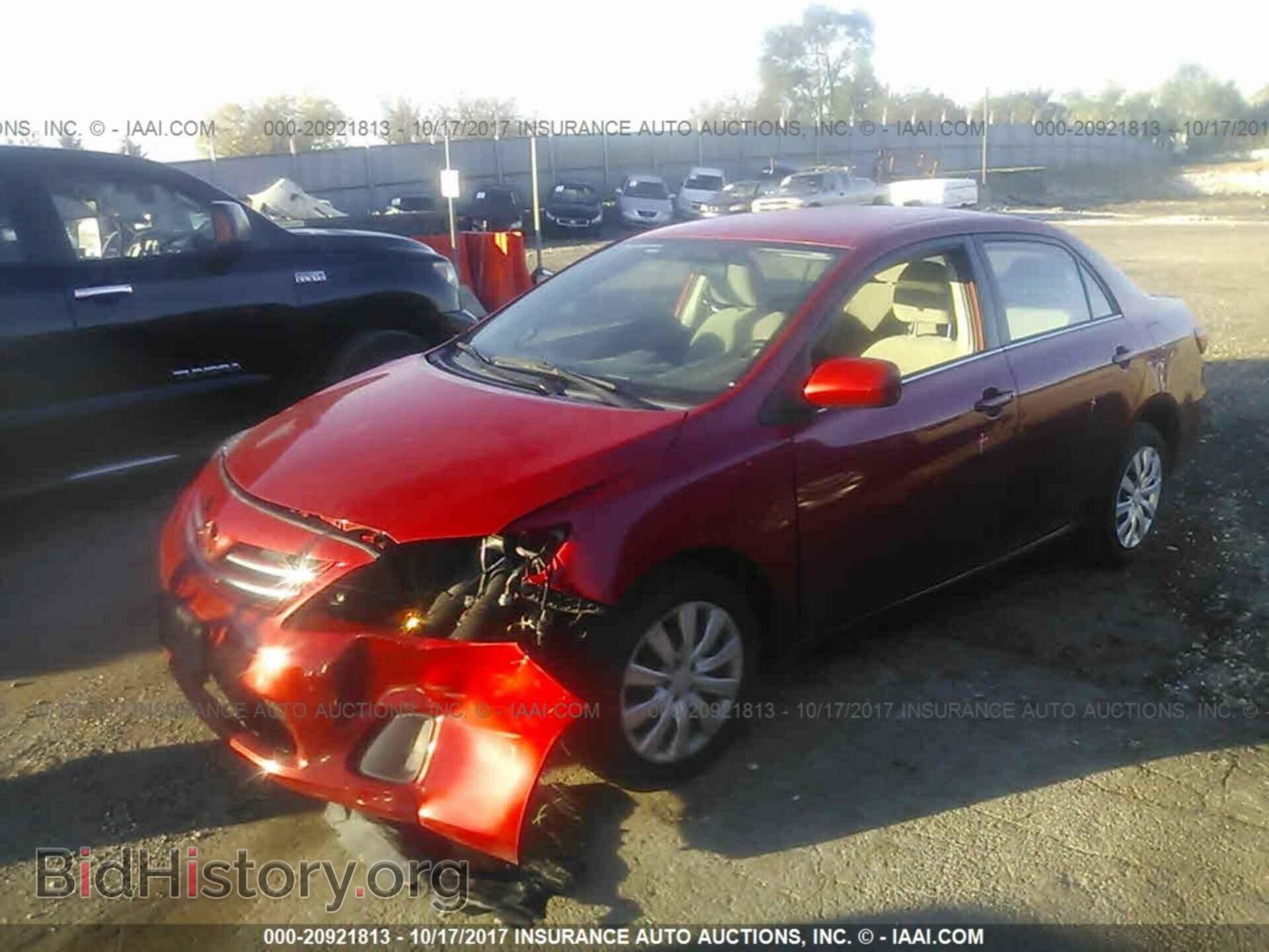 2013 Toyota Corolla - VIN: 2T1BU4EE3DC025768 - Фото 2