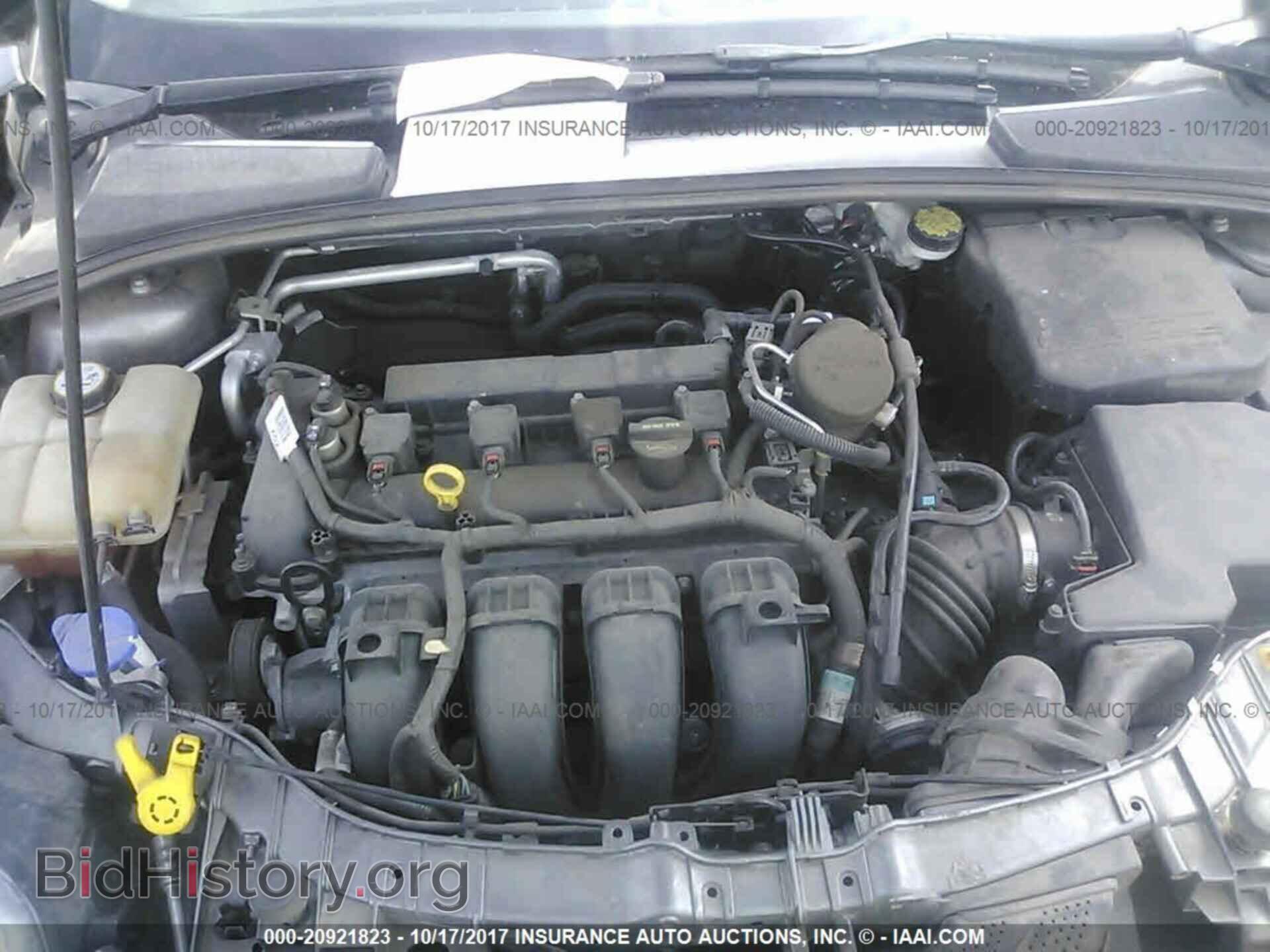 2012 Ford Focus - VIN: 1FAHP3E21CL477748 - Photo 10