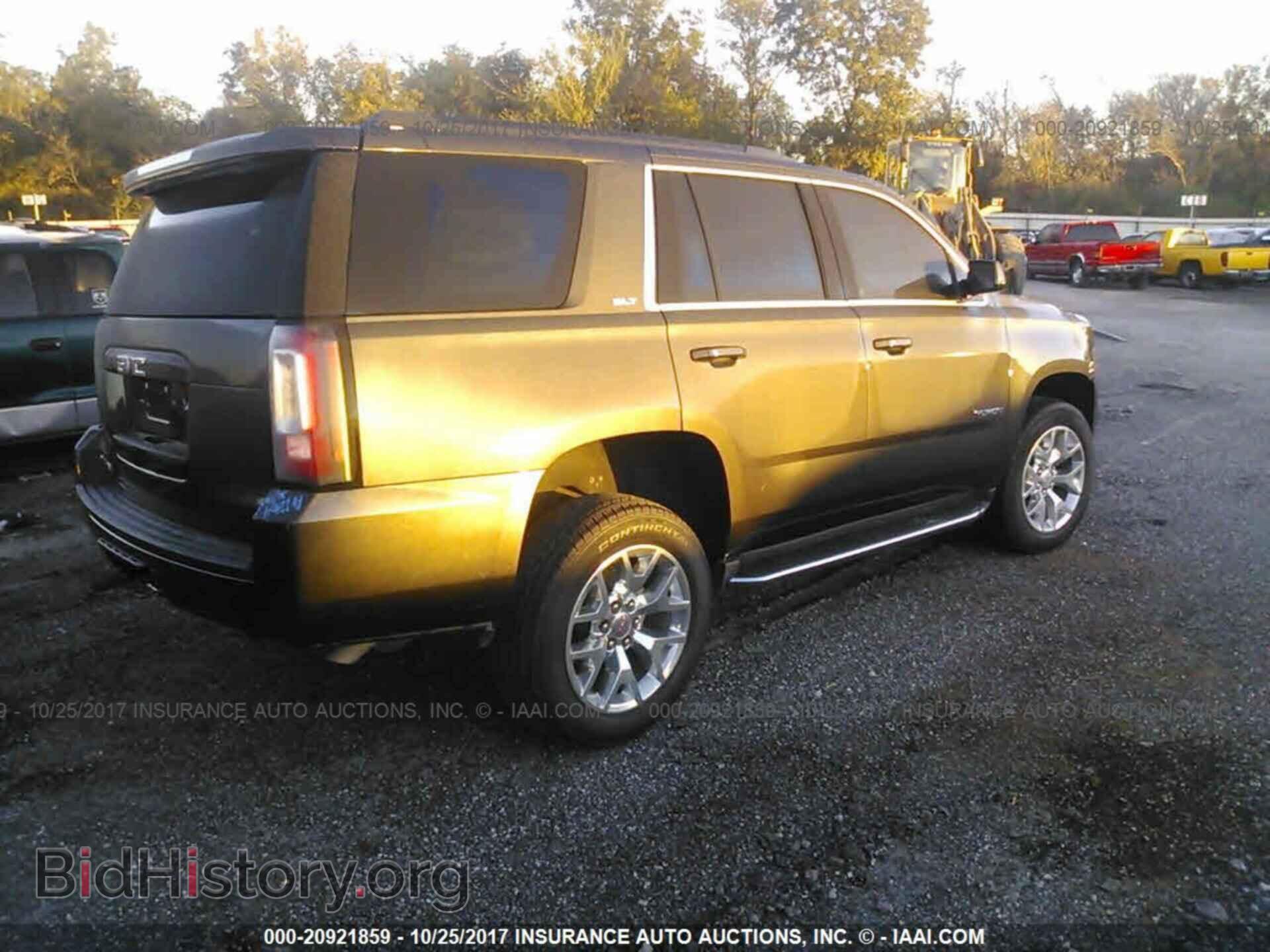 2017 Gmc Yukon - VIN: 1GKS2BKC8HR118461 - Фото 4