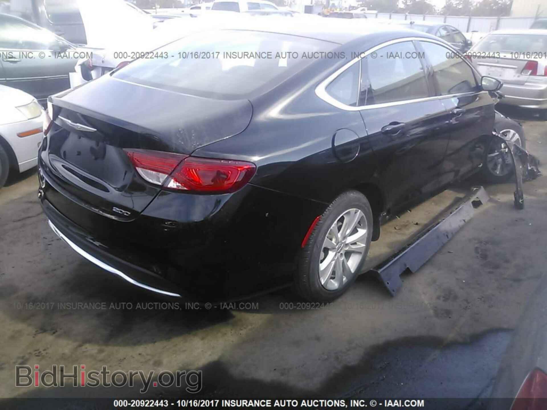 2016 Chrysler 200 - VIN: 1C3CCCAB1GN108957 - Photo 4