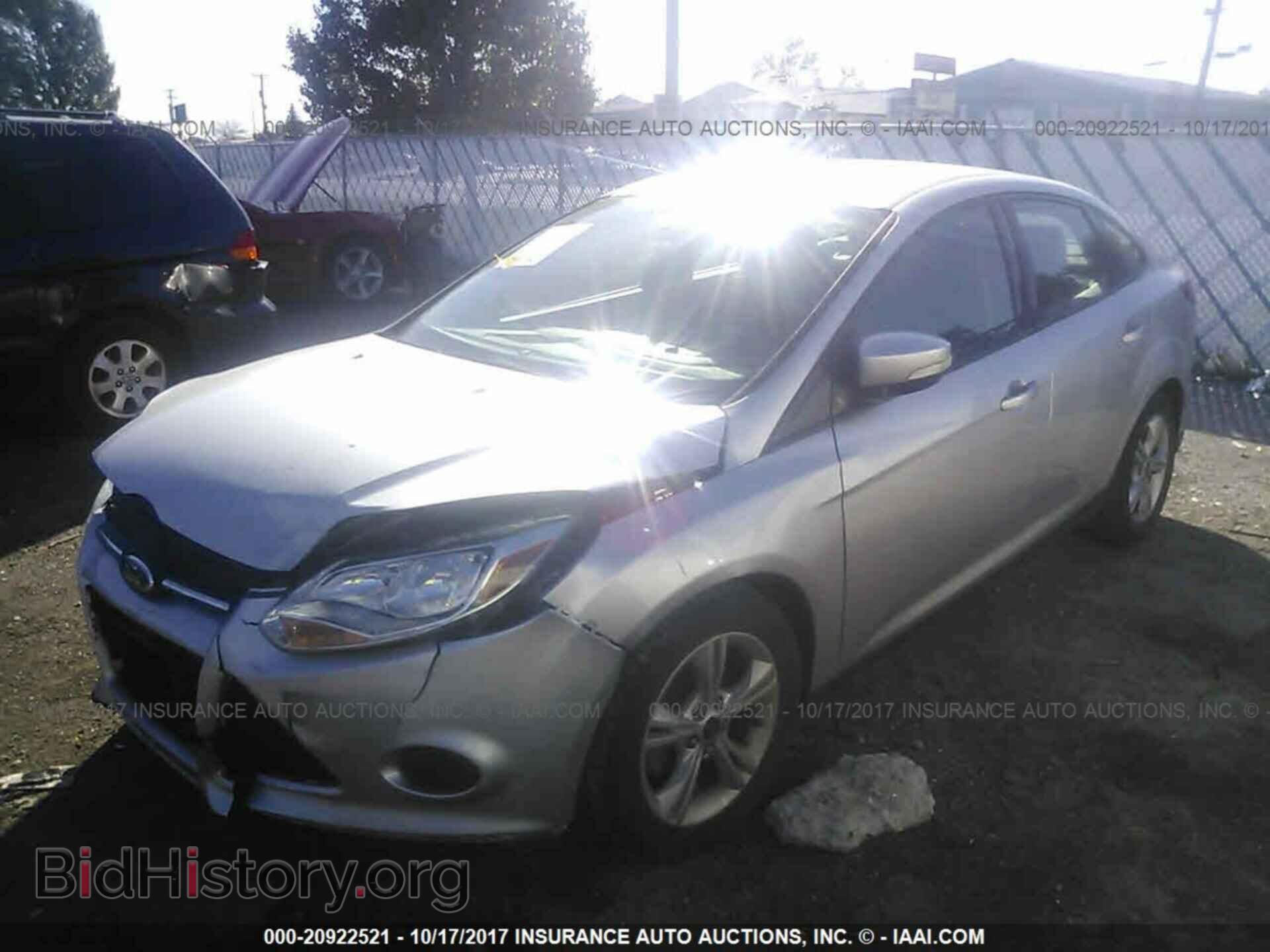 2013 Ford Focus - VIN: 1FADP3F24DL288929 - Photo 2