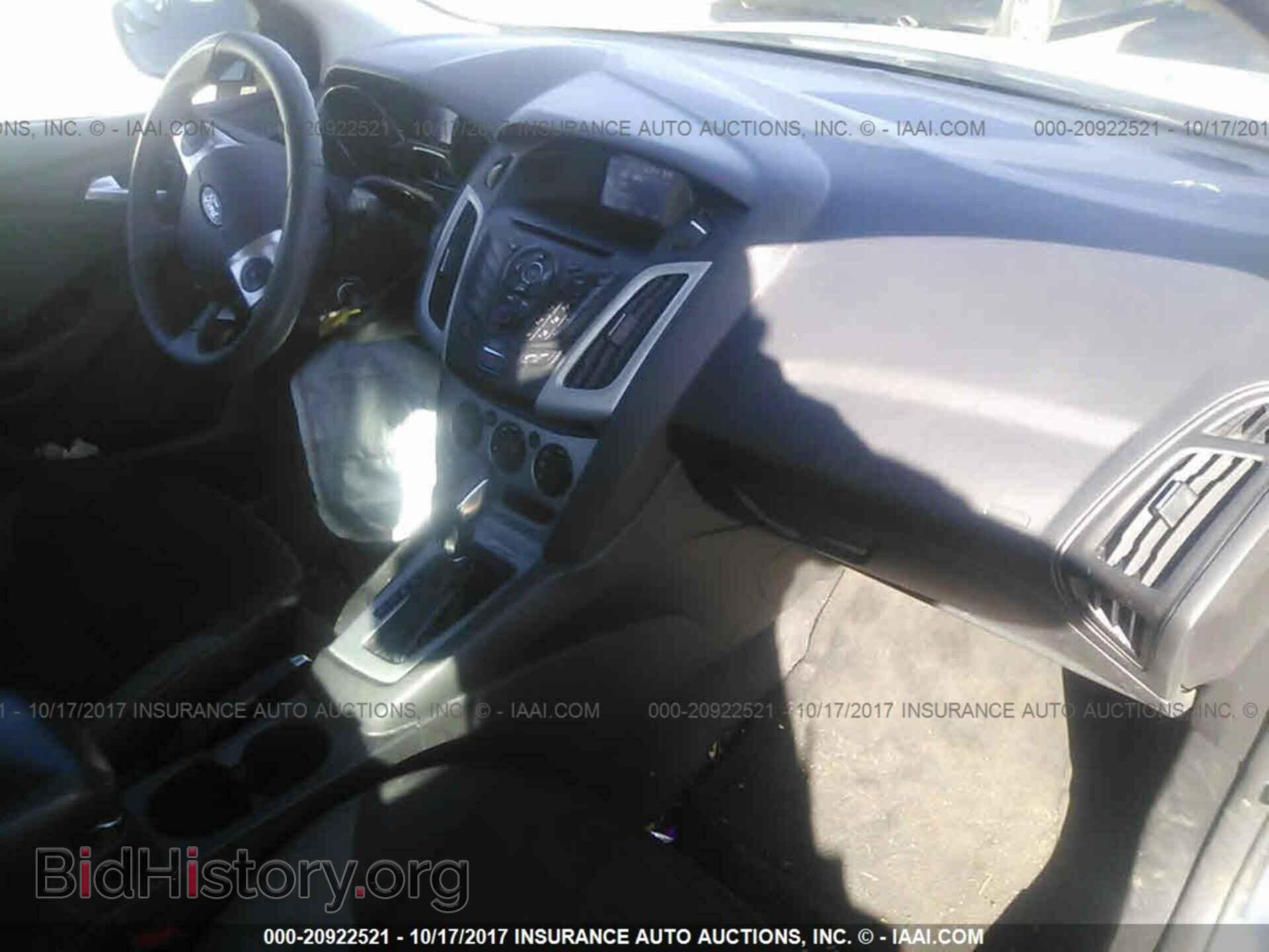 2013 Ford Focus - VIN: 1FADP3F24DL288929 - Photo 5