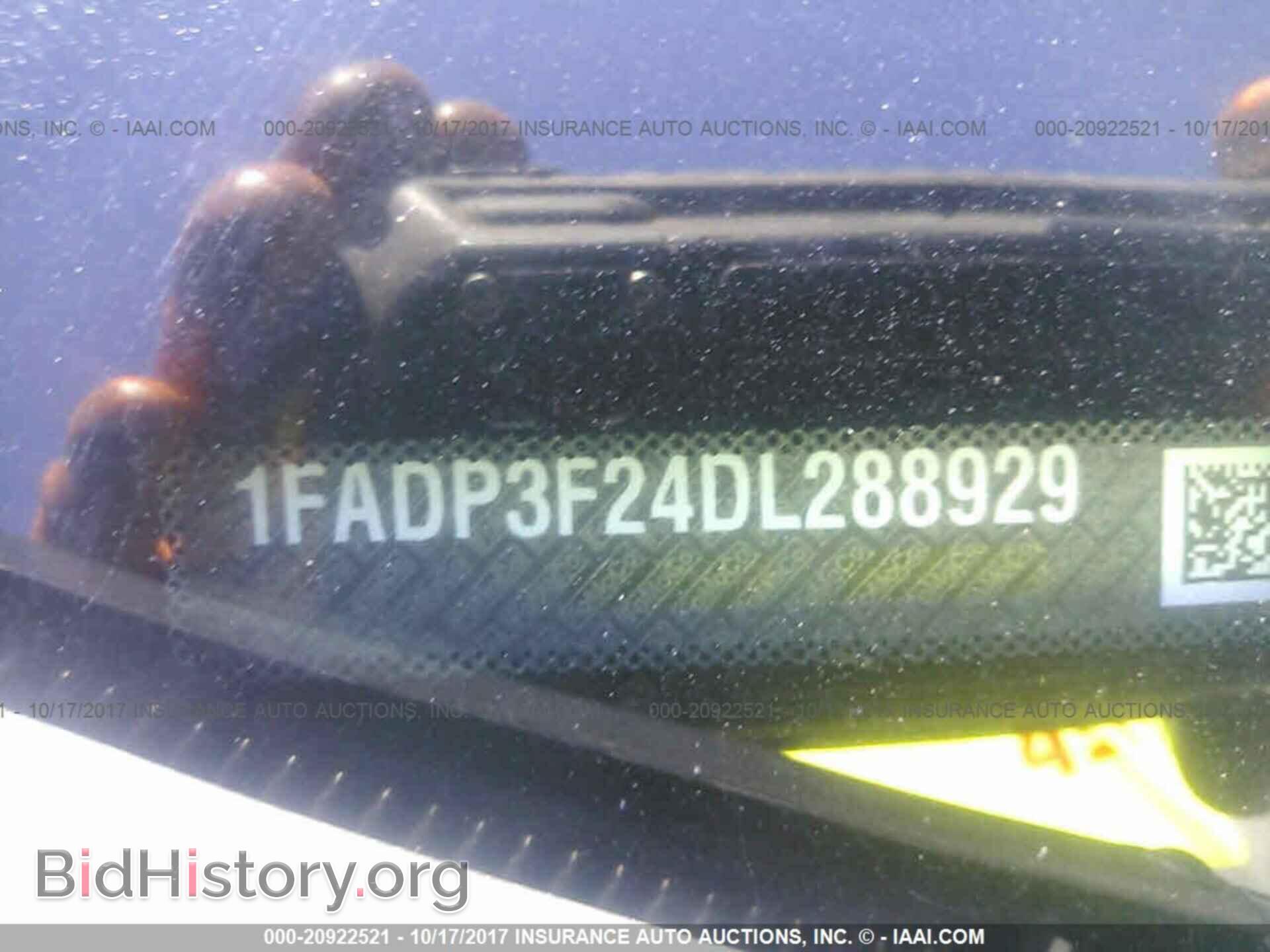 2013 Ford Focus - VIN: 1FADP3F24DL288929 - Photo 9