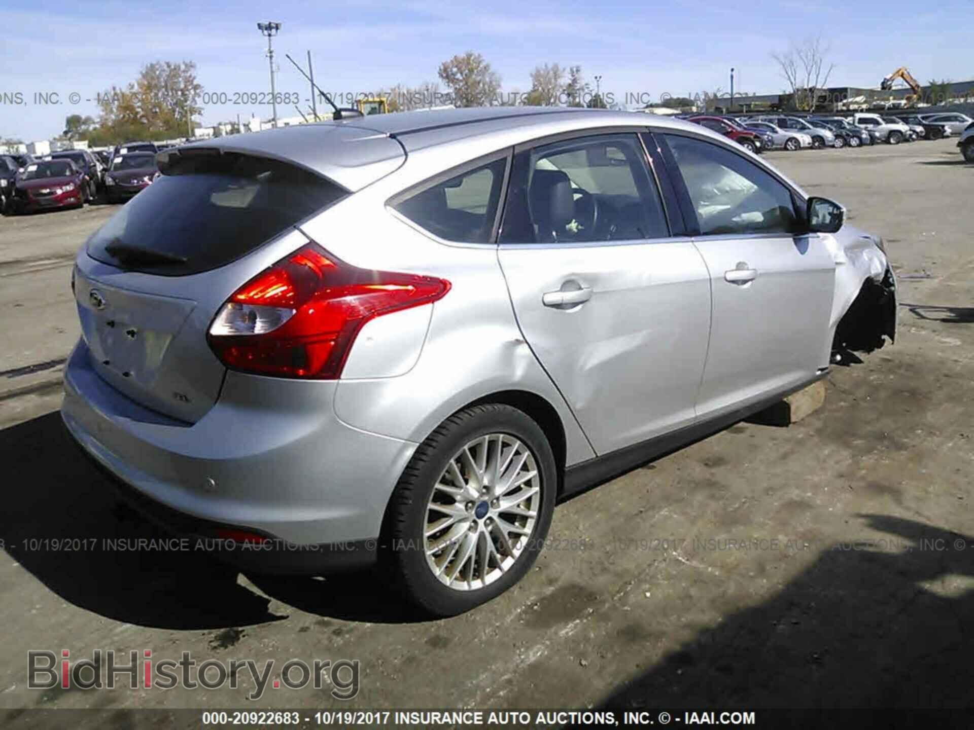2012 Ford Focus - VIN: 1FAHP3M29CL146899 - Photo 4