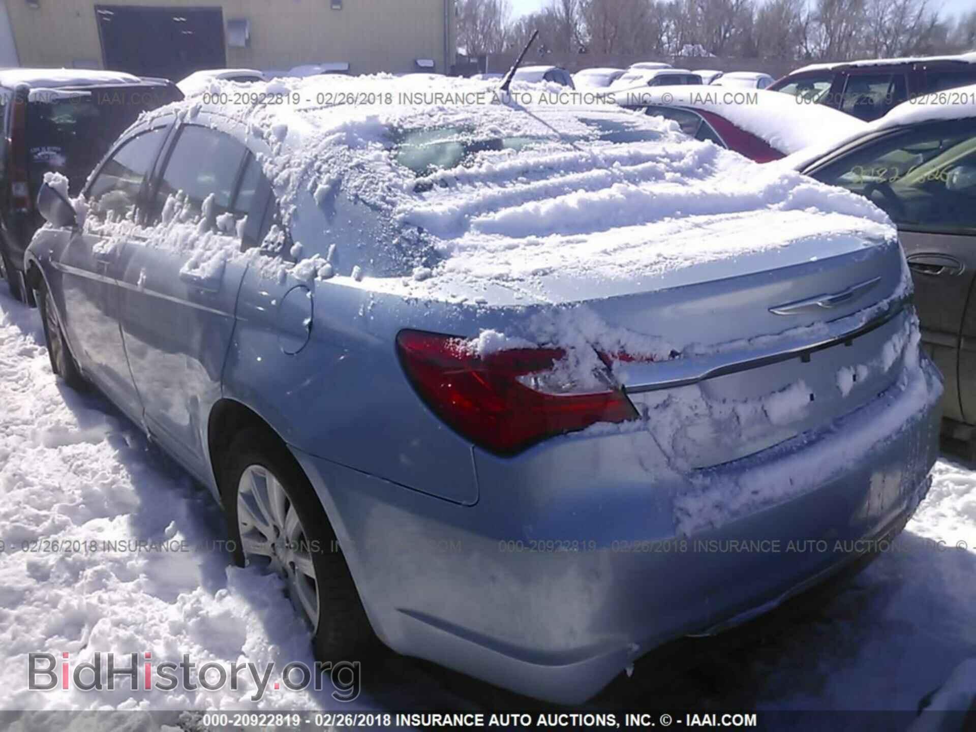 2013 Chrysler 200 - VIN: 1C3CCBBB2DN577205 - Фото 3