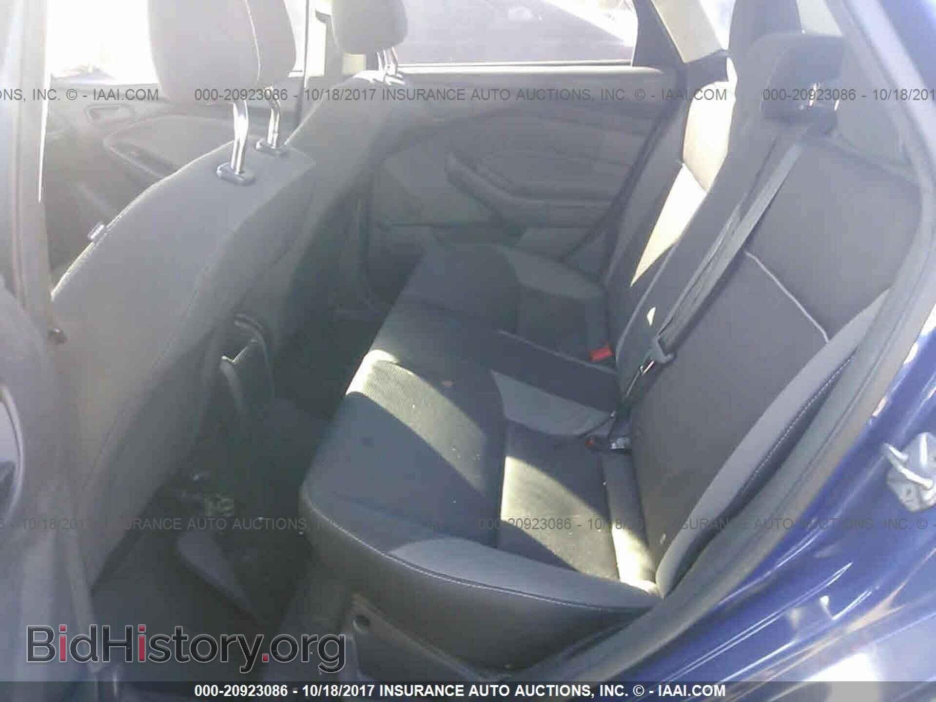 2012 Ford Focus - VIN: 1FAHP3E29CL435134 - Photo 8