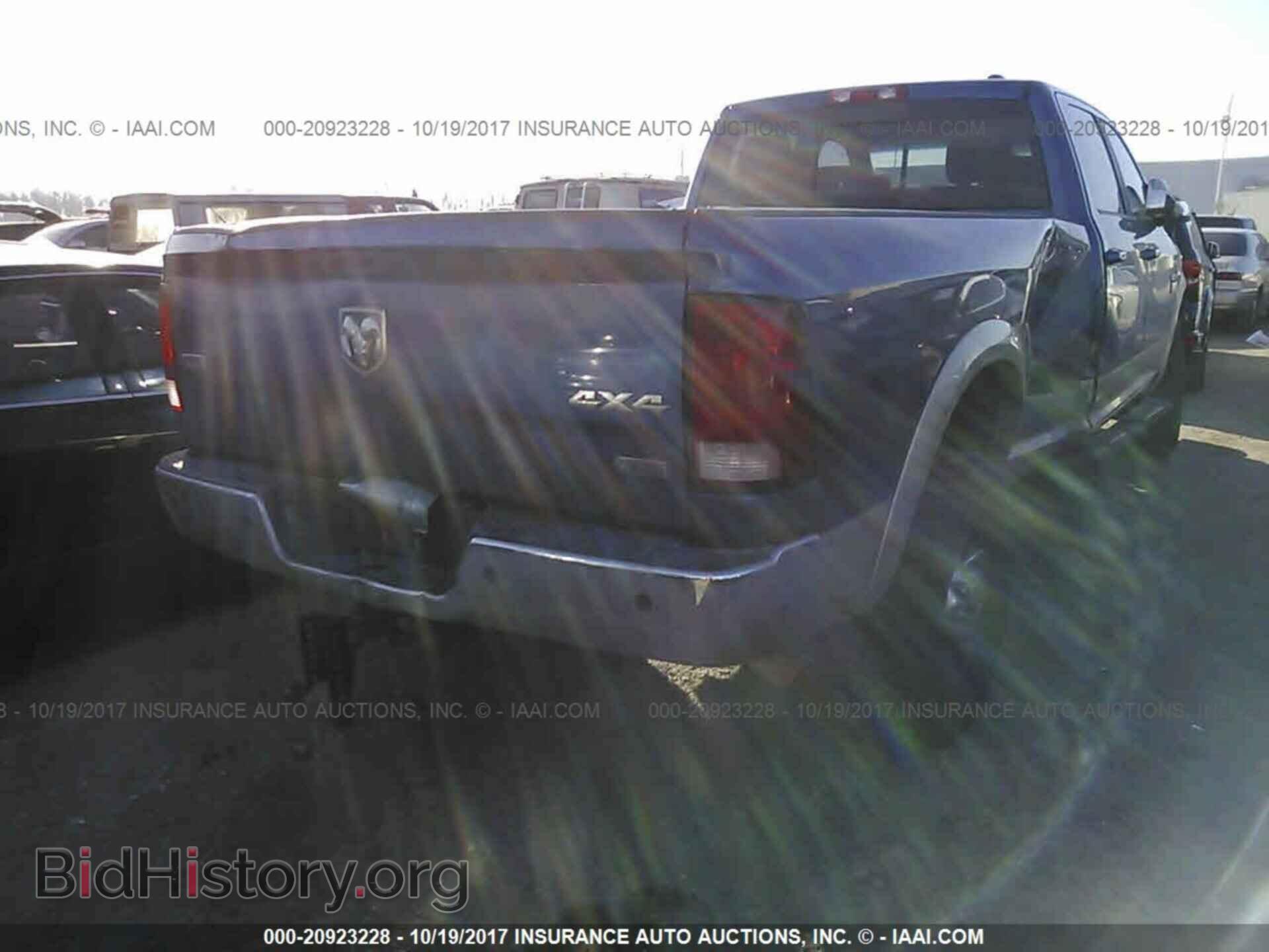 2011 Dodge Ram 3500 - VIN: 3D73Y3CL6BG635547 - Фото 4