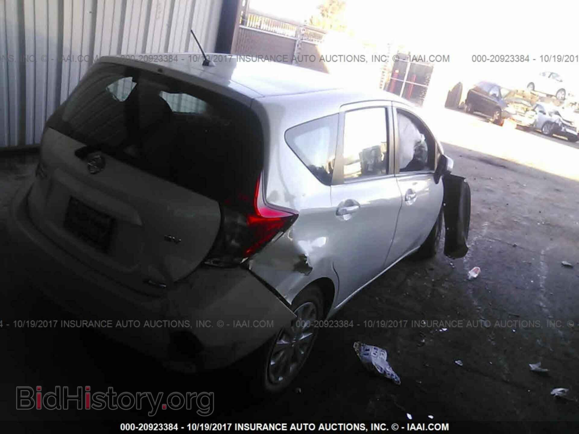 2014 Nissan Versa note - VIN: 3N1CE2CP2EL391586 - Photo 4