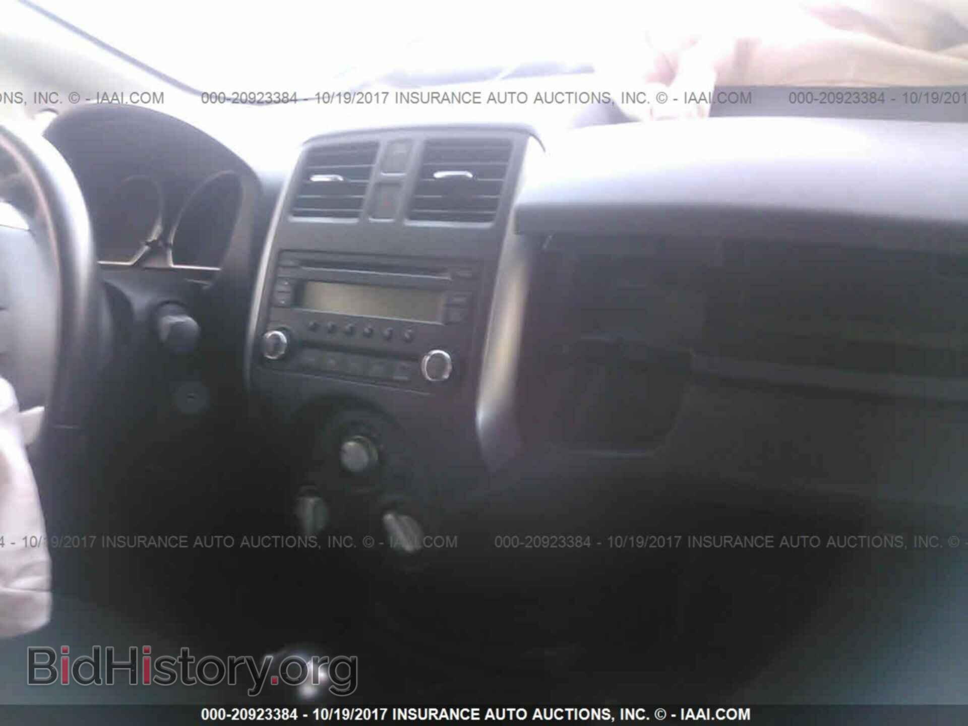 2014 Nissan Versa note - VIN: 3N1CE2CP2EL391586 - Photo 5