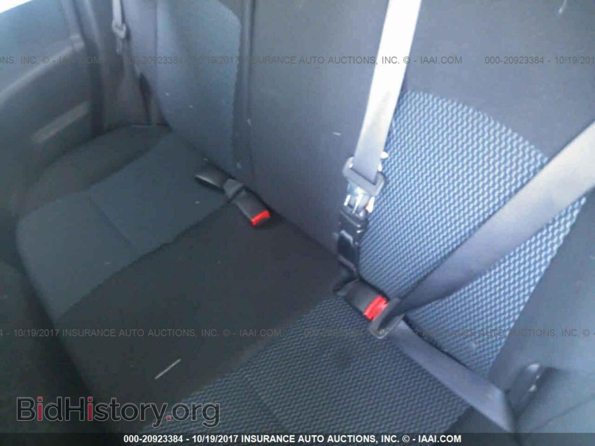 2014 Nissan Versa note - VIN: 3N1CE2CP2EL391586 - Photo 8