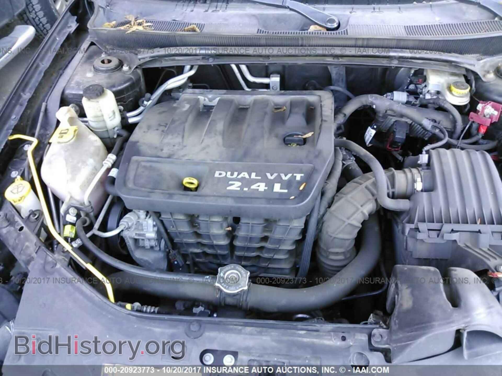 2012 Chrysler 200 - VIN: 1C3CCBCB0CN278342 - Фото 10