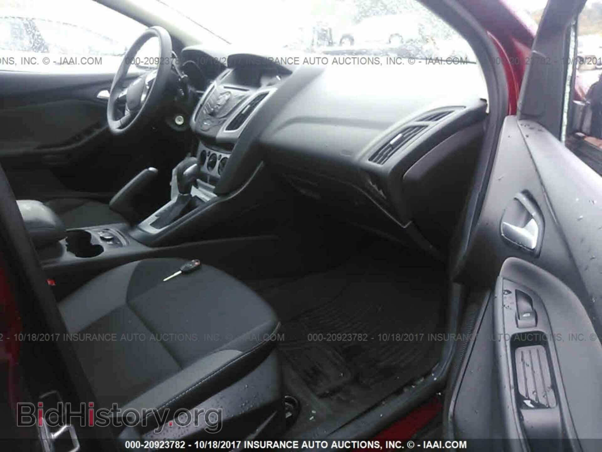 2014 Ford Focus - VIN: 1FADP3F25EL225095 - Фото 5