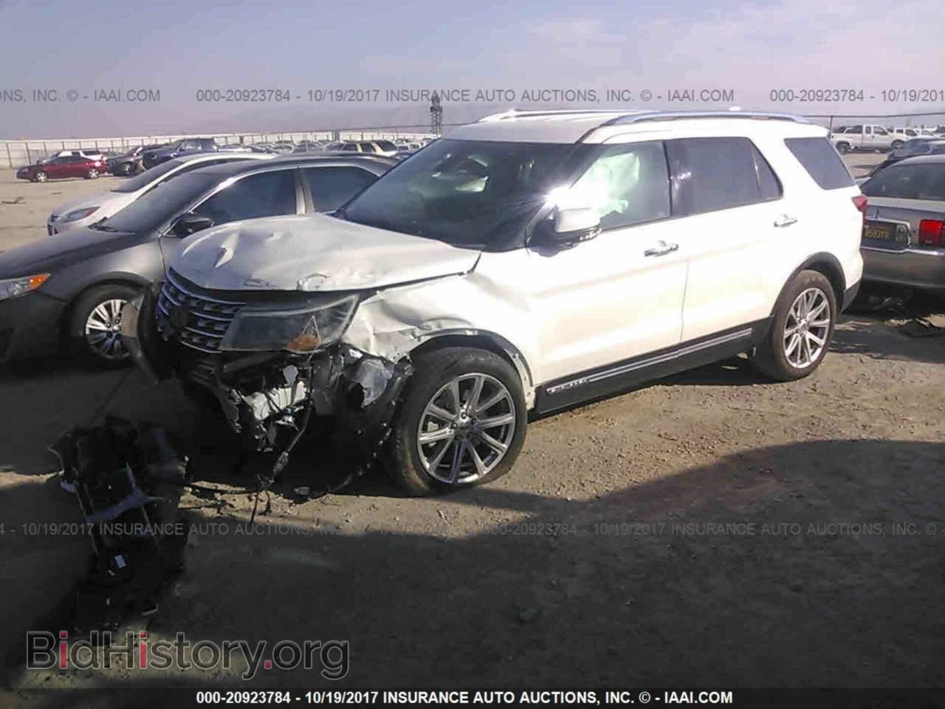 2016 Ford Explorer - VIN: 1FM5K7F83GGA44240 - Photo 2