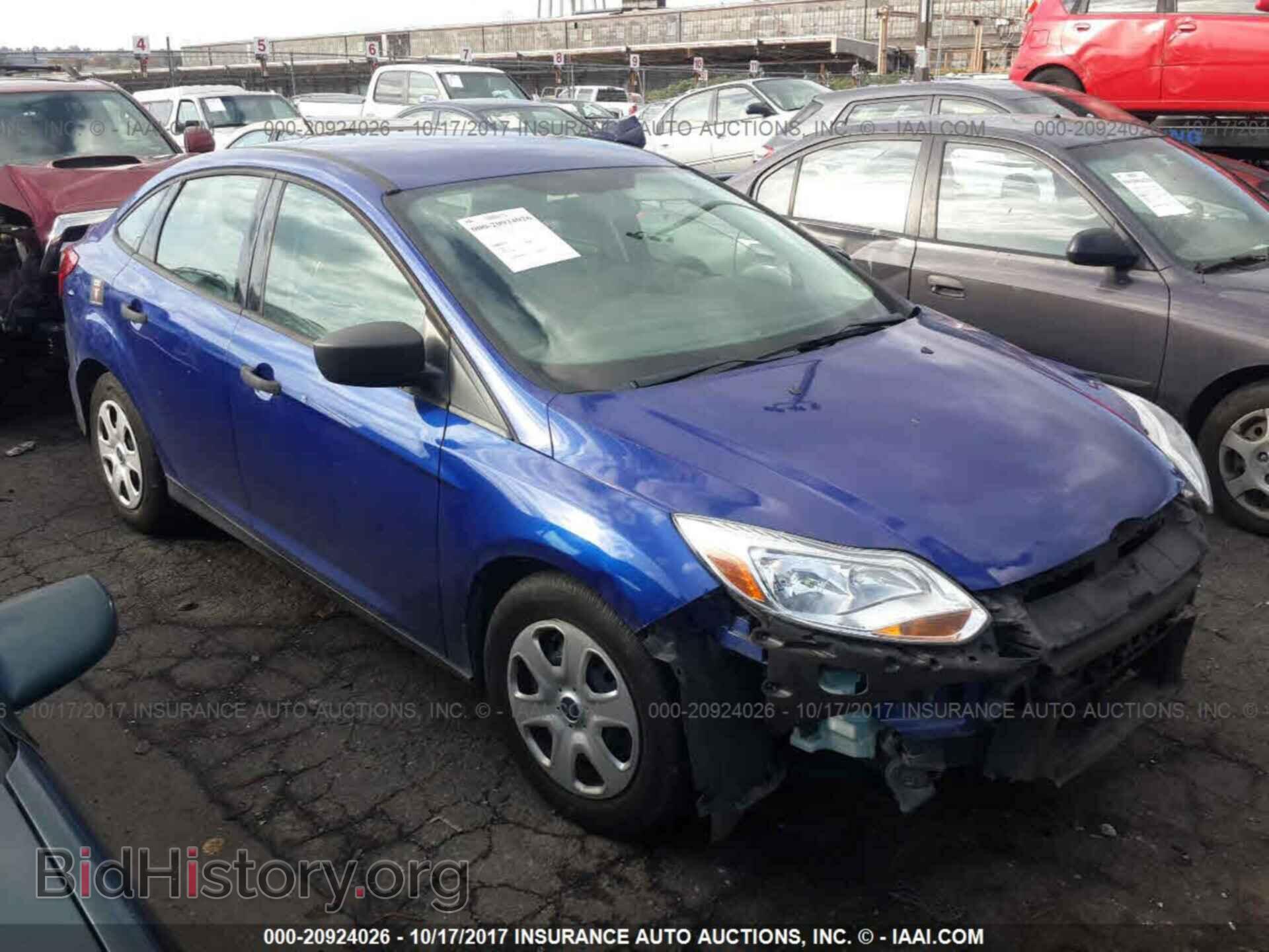 Photo 1FAHP3E24CL279827 - Ford Focus 2012