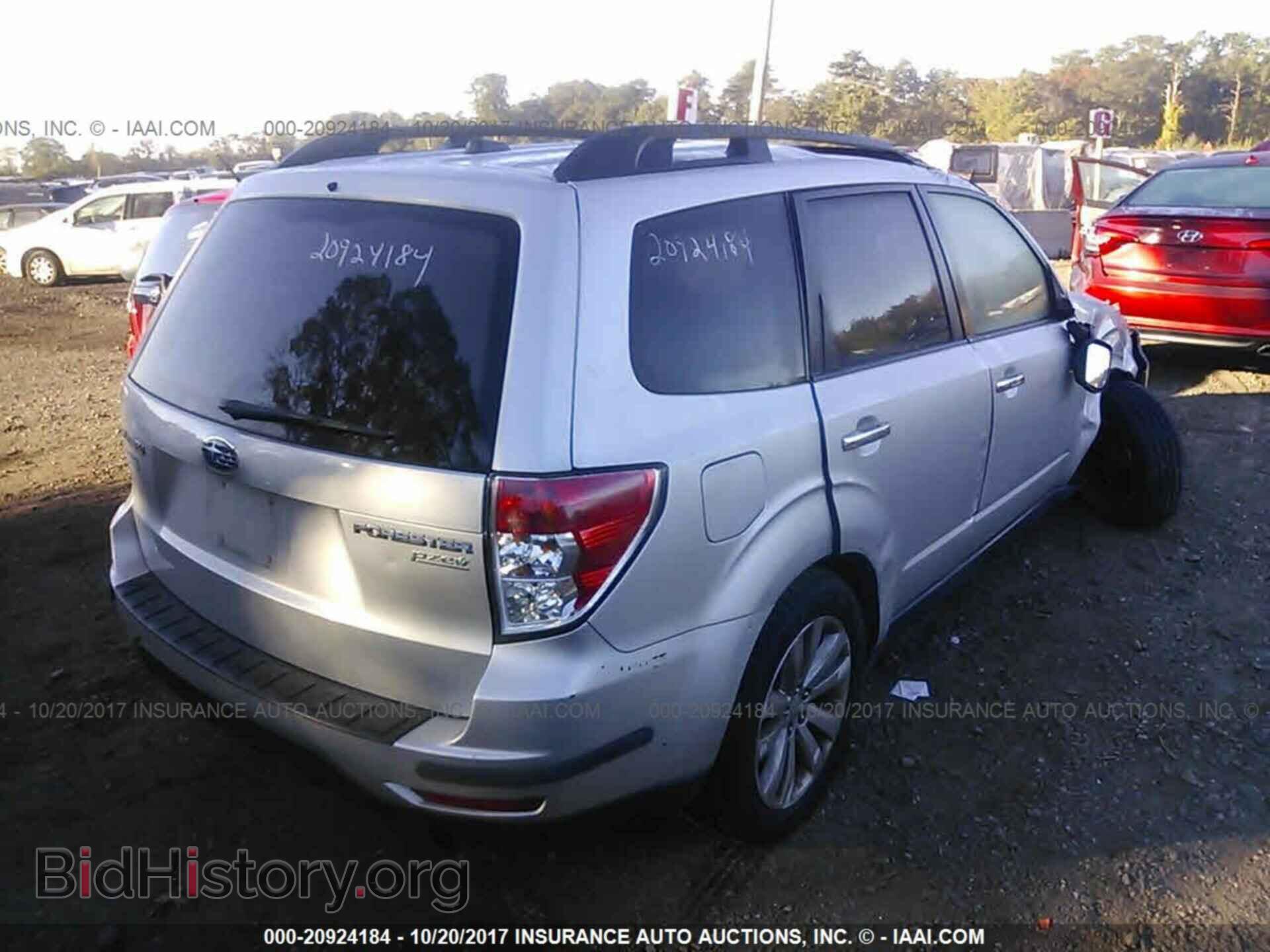 2011 Subaru Forester - VIN: JF2SHAECXBH751607 - Фото 4