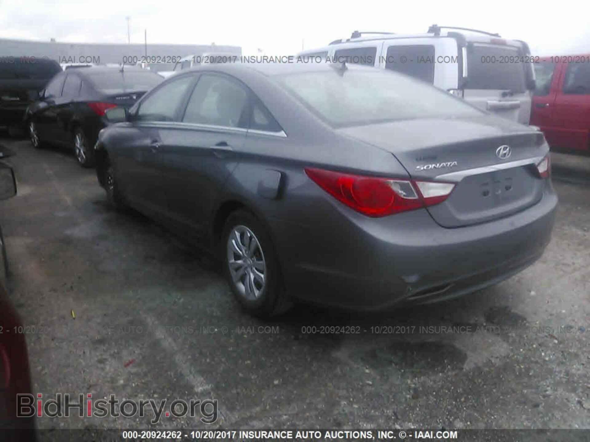 2012 Hyundai Sonata - VIN: 5NPEB4AC1CH475387 - Фото 3