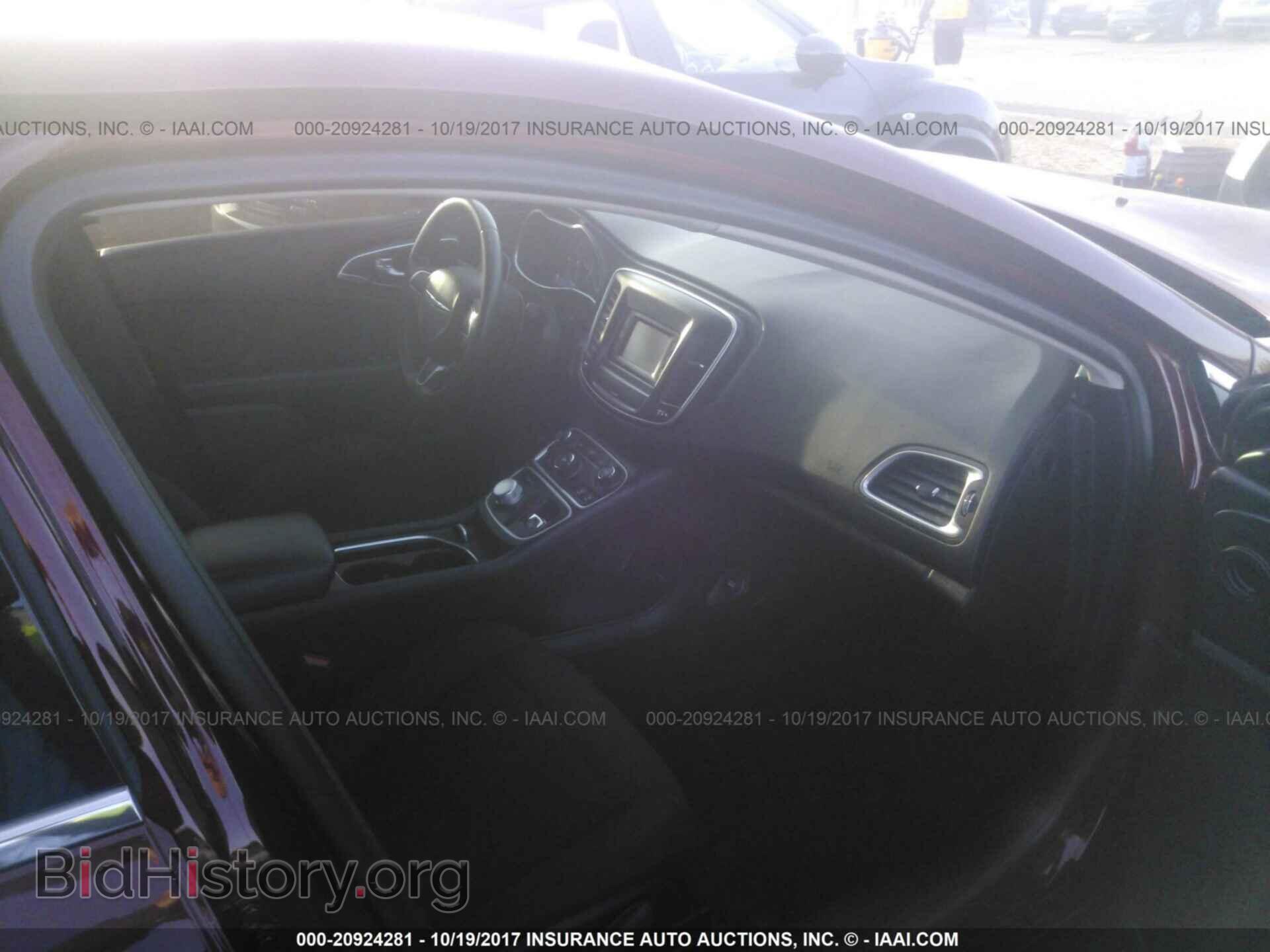 2016 Chrysler 200 - VIN: 1C3CCCAB2GN160453 - Фото 5