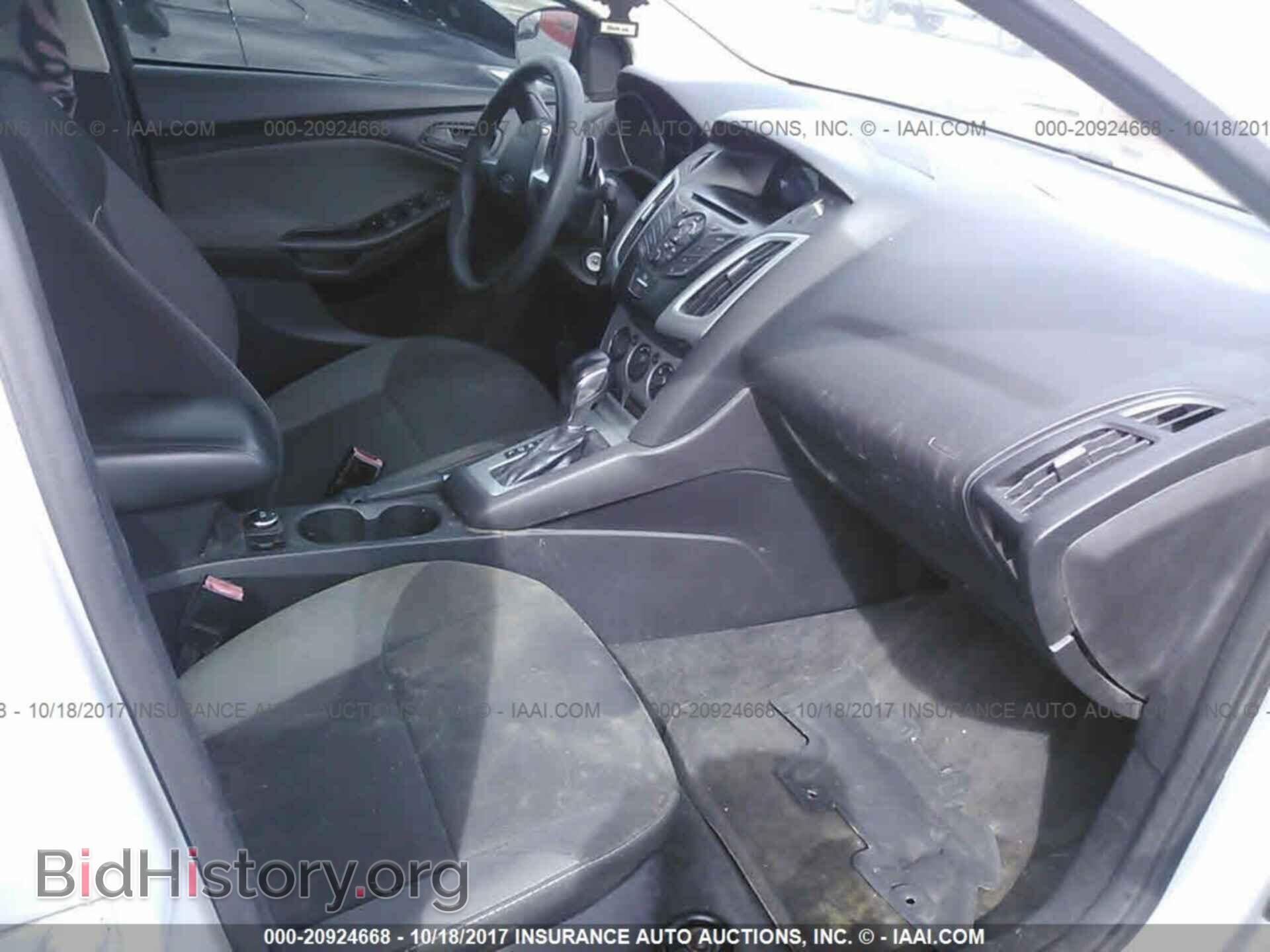 2012 Ford Focus - VIN: 1FAHP3F2XCL179178 - Photo 5