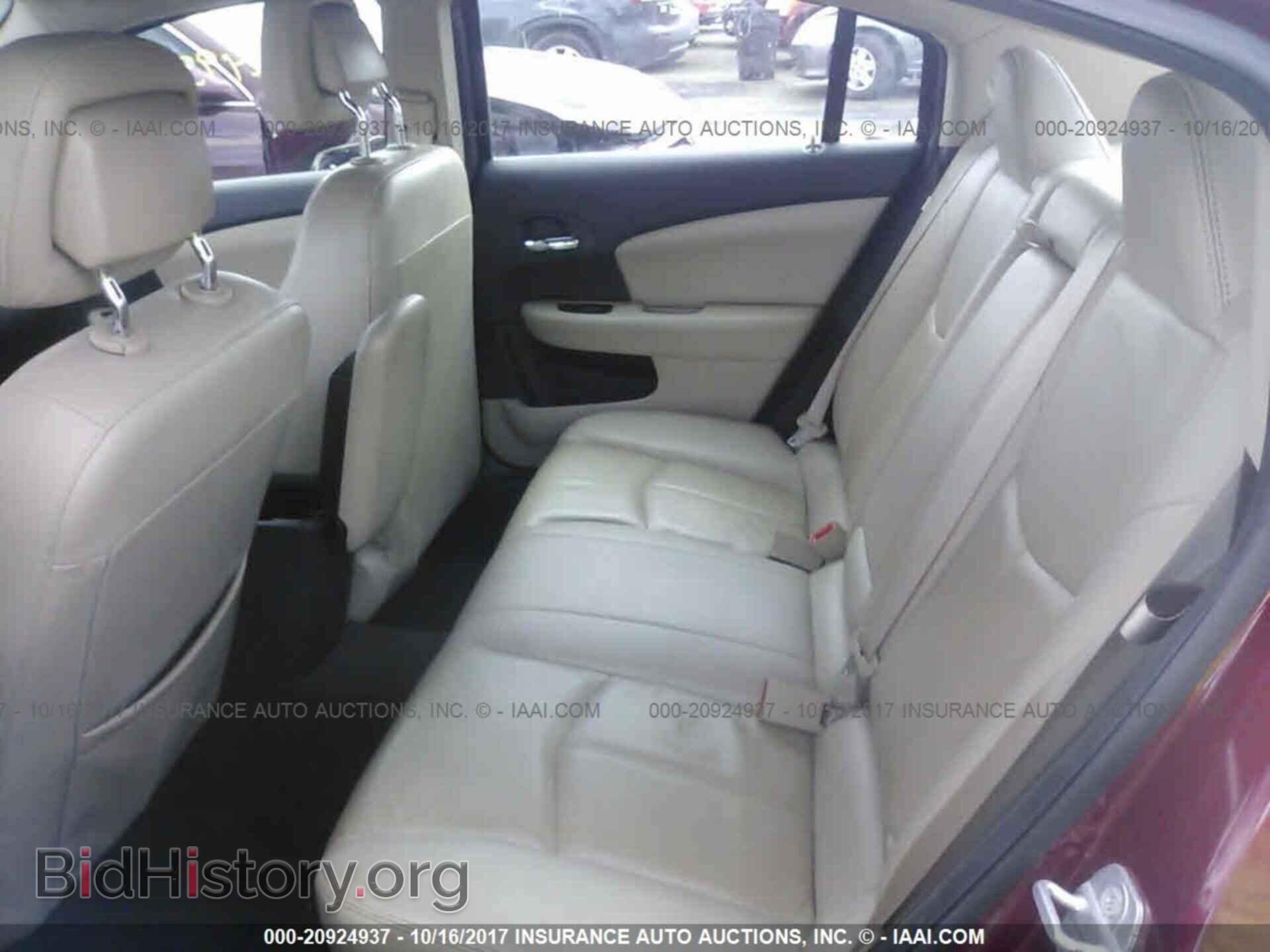 2013 Chrysler 200 - VIN: 1C3CCBCG6DN593532 - Фото 8