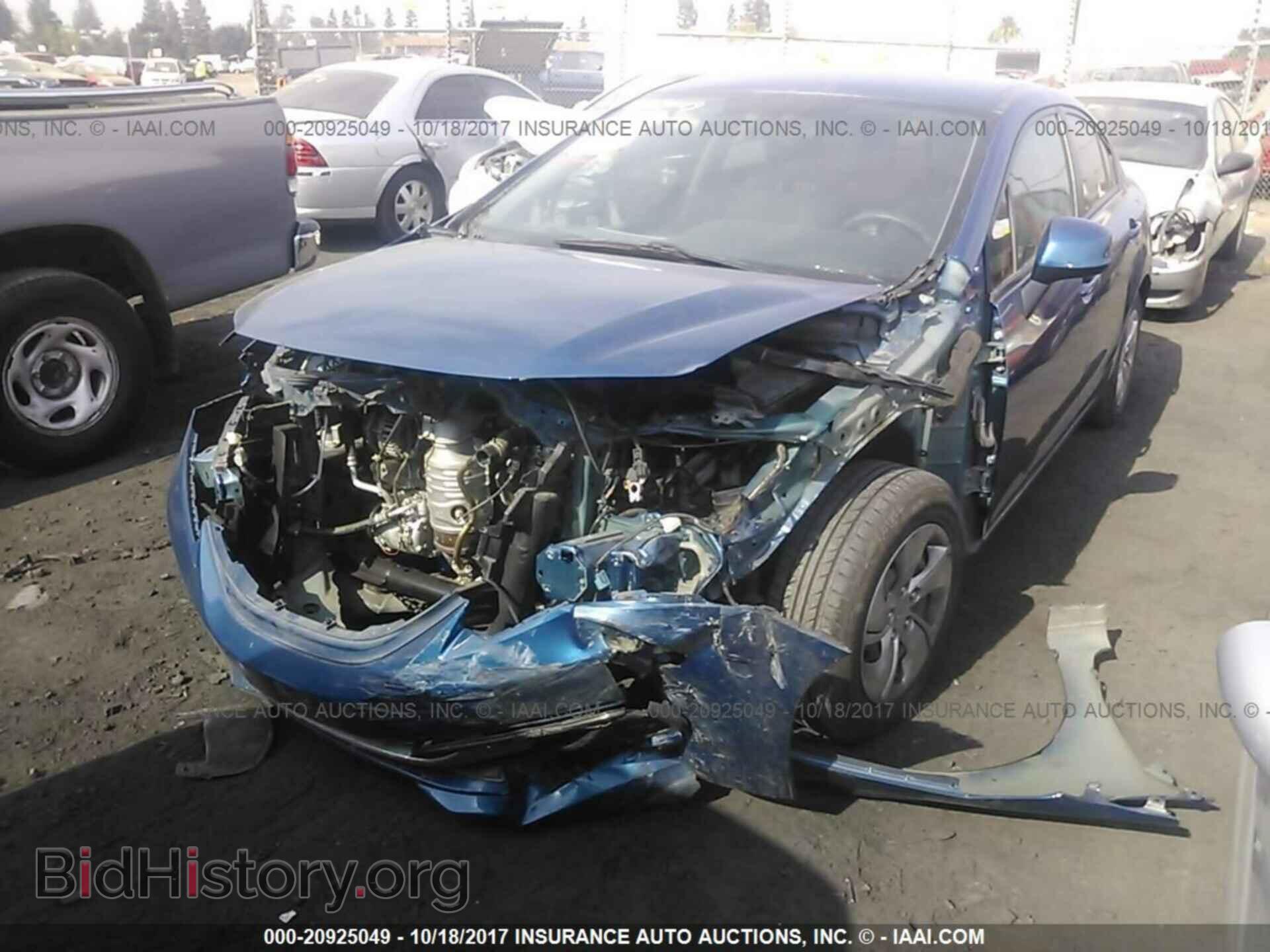 2013 Honda Civic - VIN: 19XFB2F55DE204552 - Photo 2