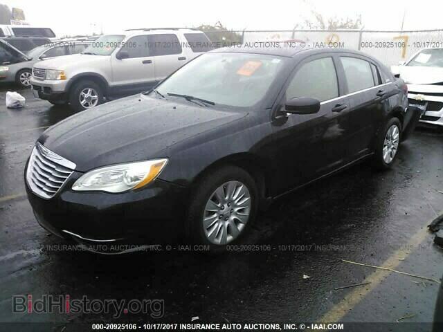 2014 Chrysler 200 - VIN: 1C3CCBAB8EN212305 - Фото 2