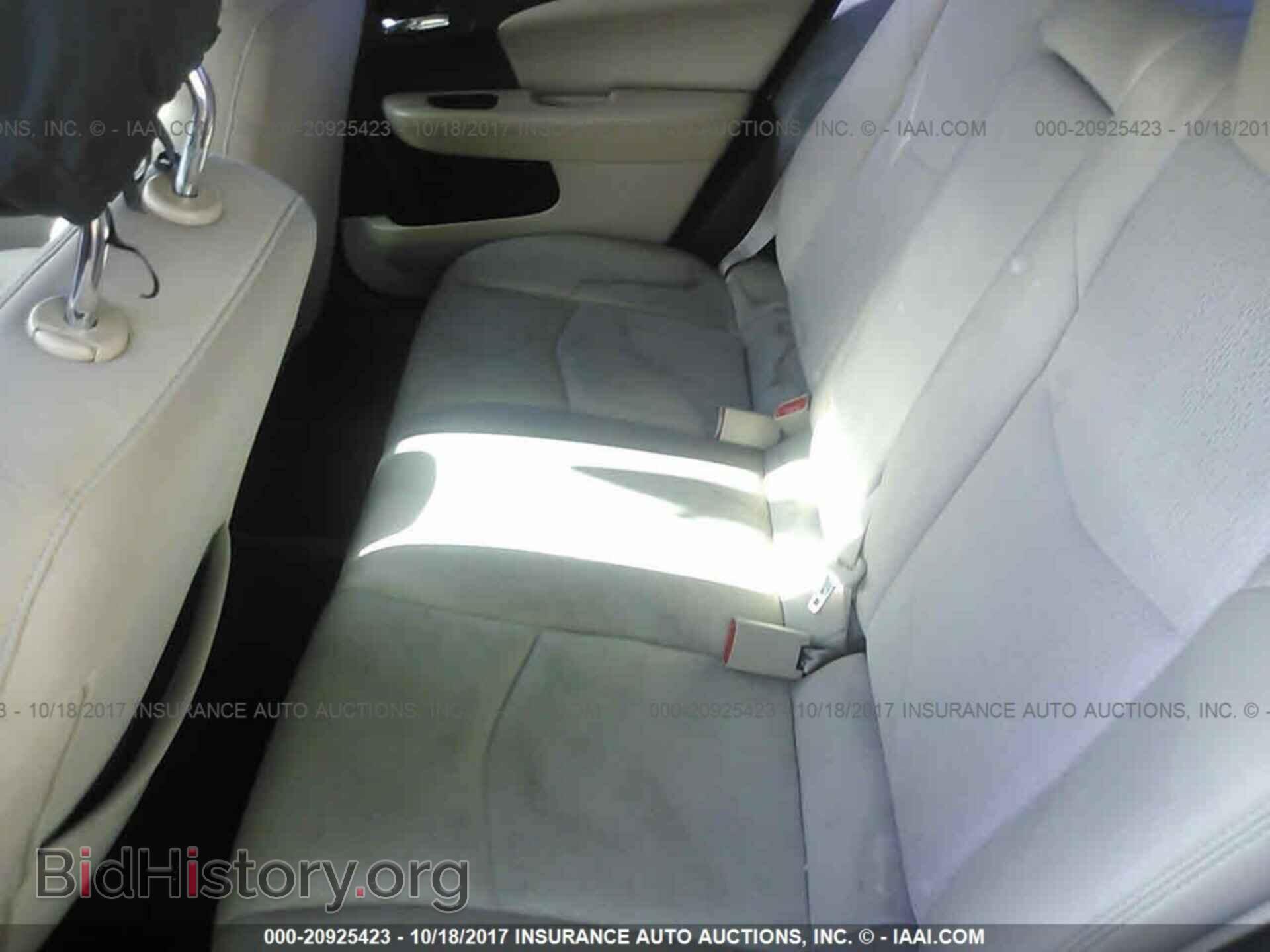 2012 Chrysler 200 - VIN: 1C3CCBBG7CN261650 - Photo 8