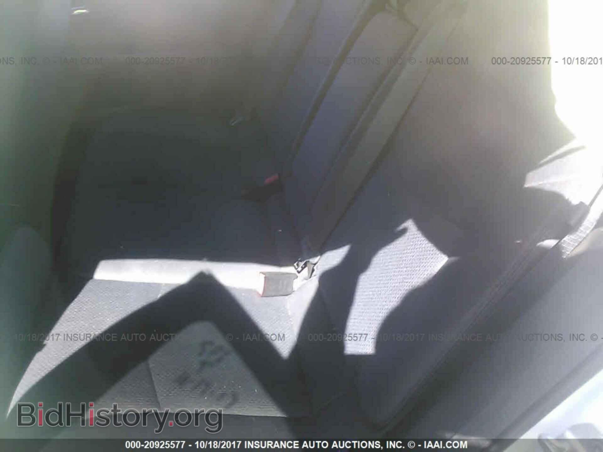 2013 Chrysler 200 - VIN: 1C3CCBAB2DN640420 - Photo 8