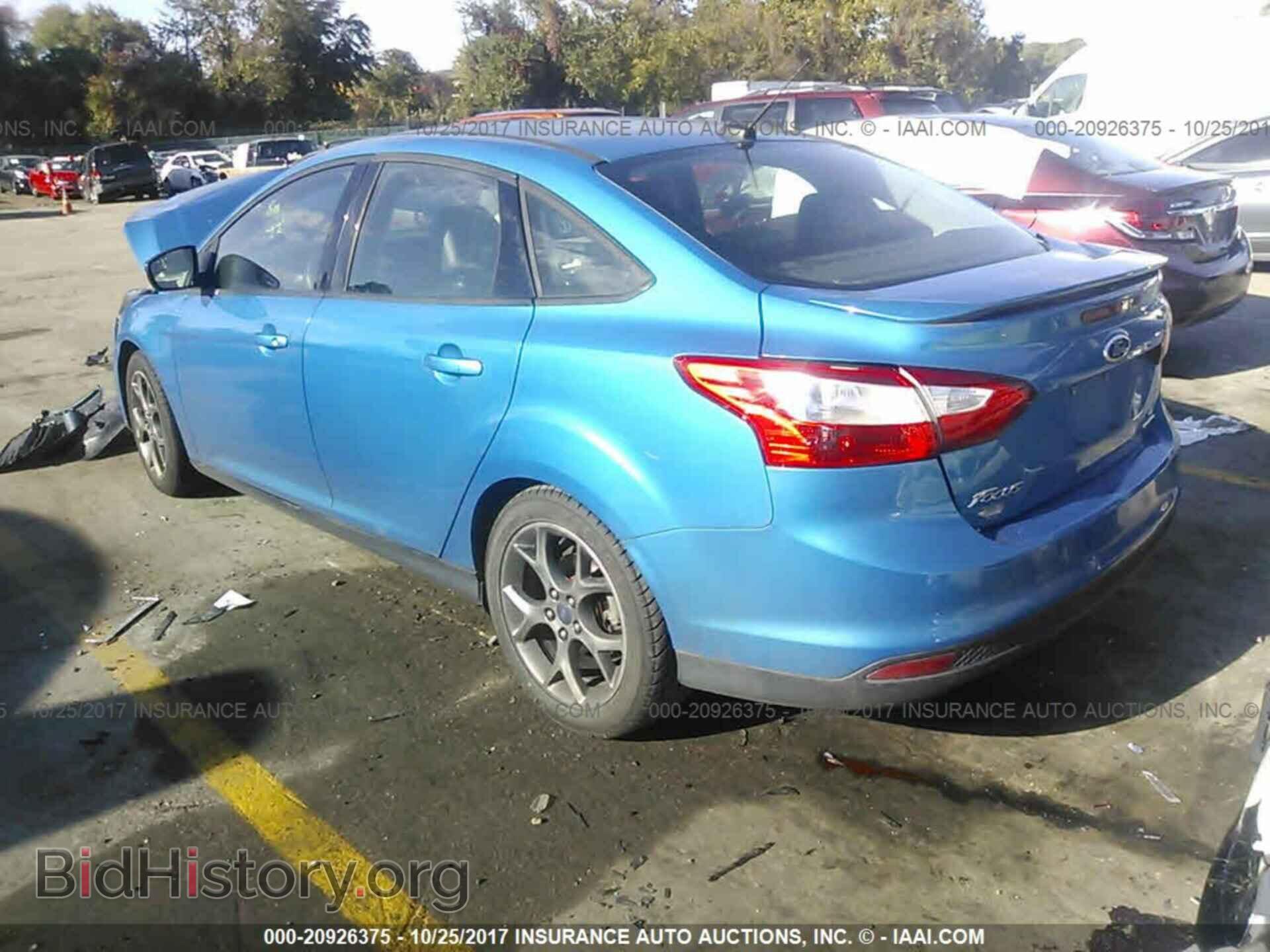 2014 Ford Focus - VIN: 1FADP3F29EL136923 - Photo 3