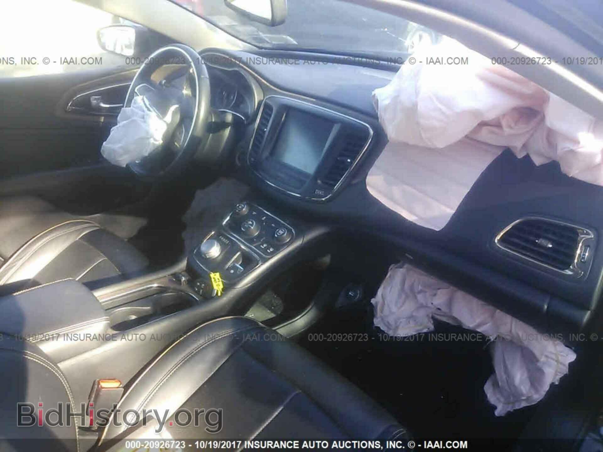 2015 Chrysler 200 - VIN: 1C3CCCEG8FN610465 - Photo 5