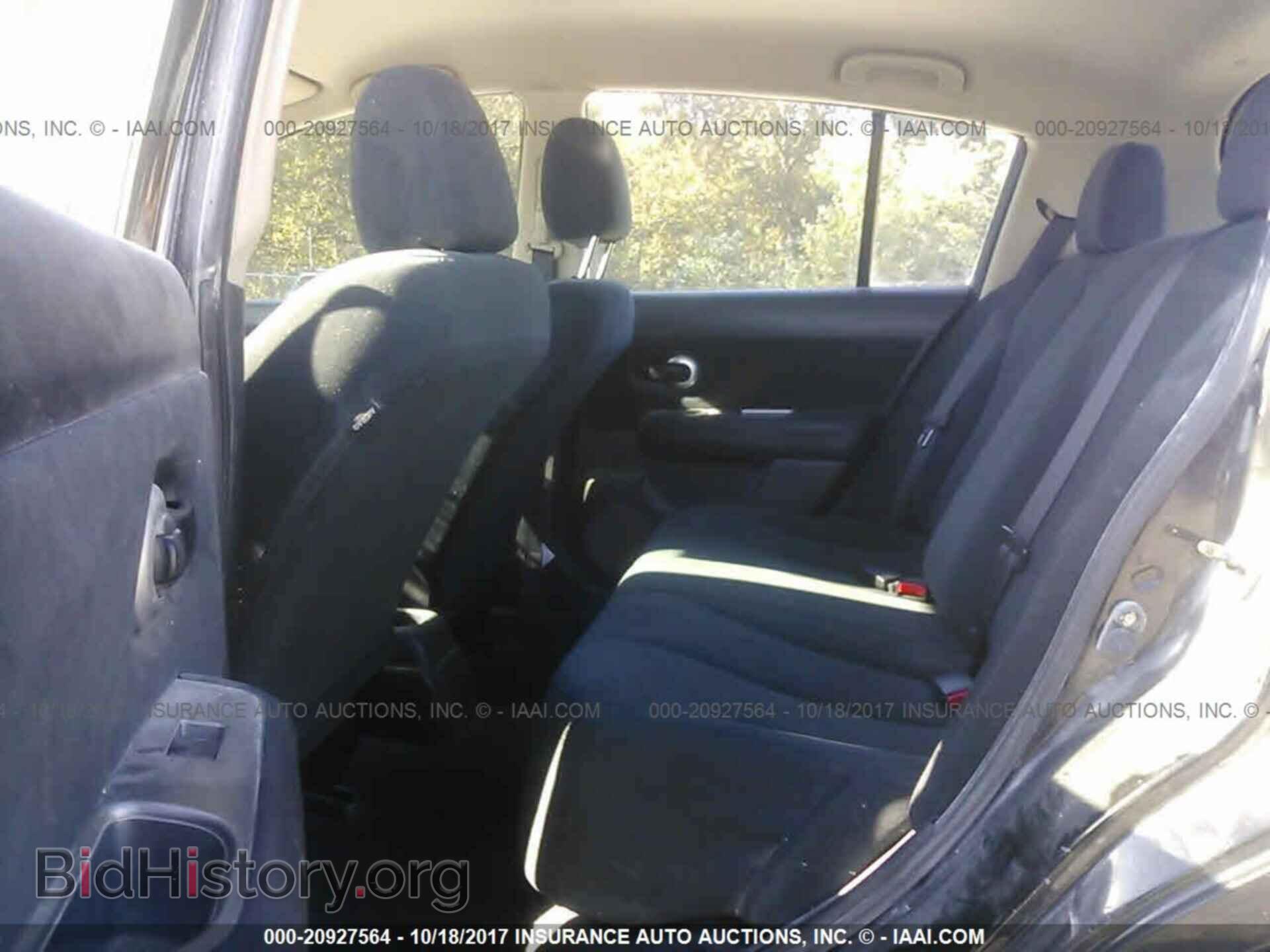2011 Nissan Versa - VIN: 3N1BC1CP3BL396755 - Фото 8