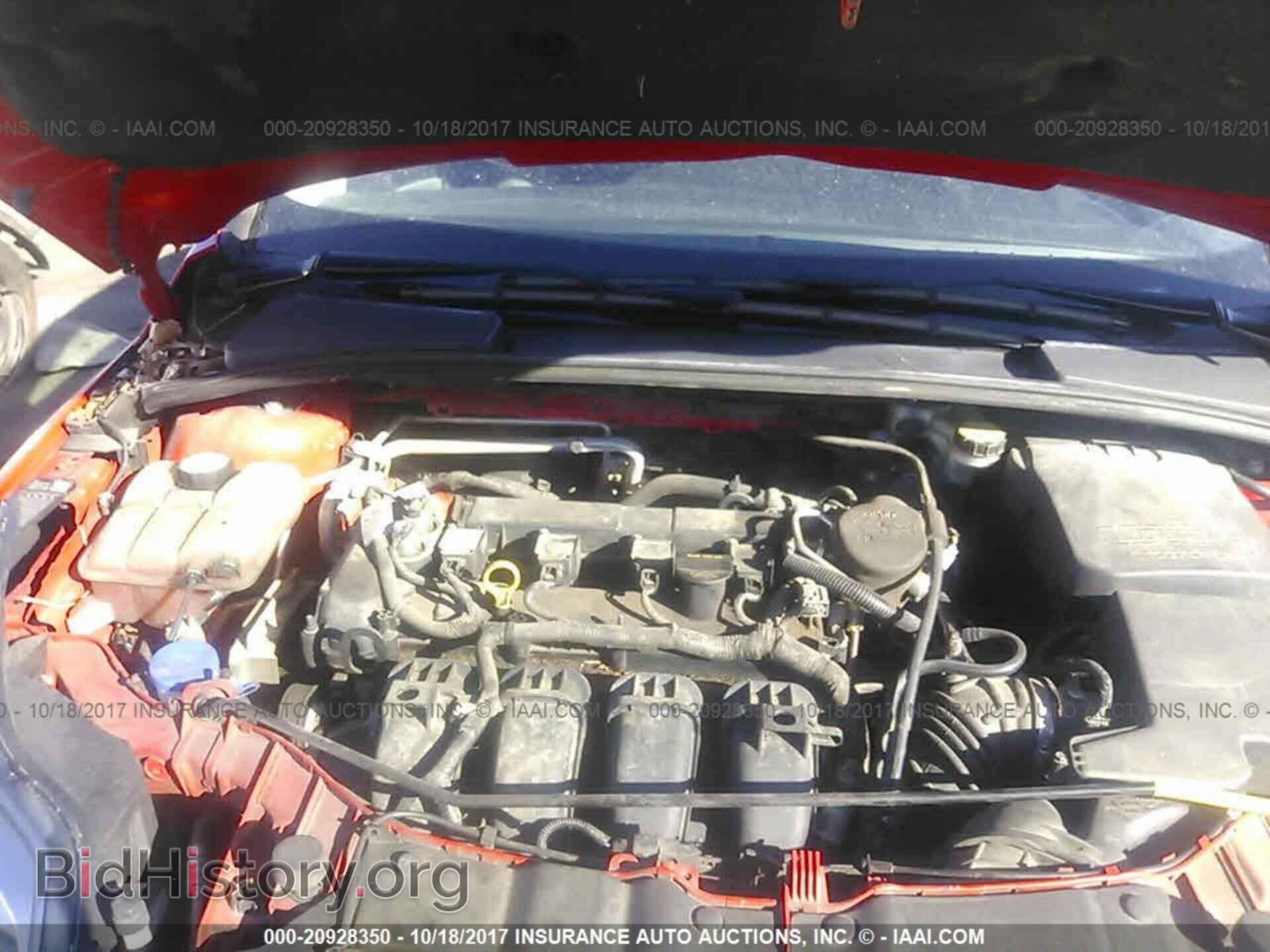 2012 Ford Focus - VIN: 1FAHP3F27CL443831 - Photo 10