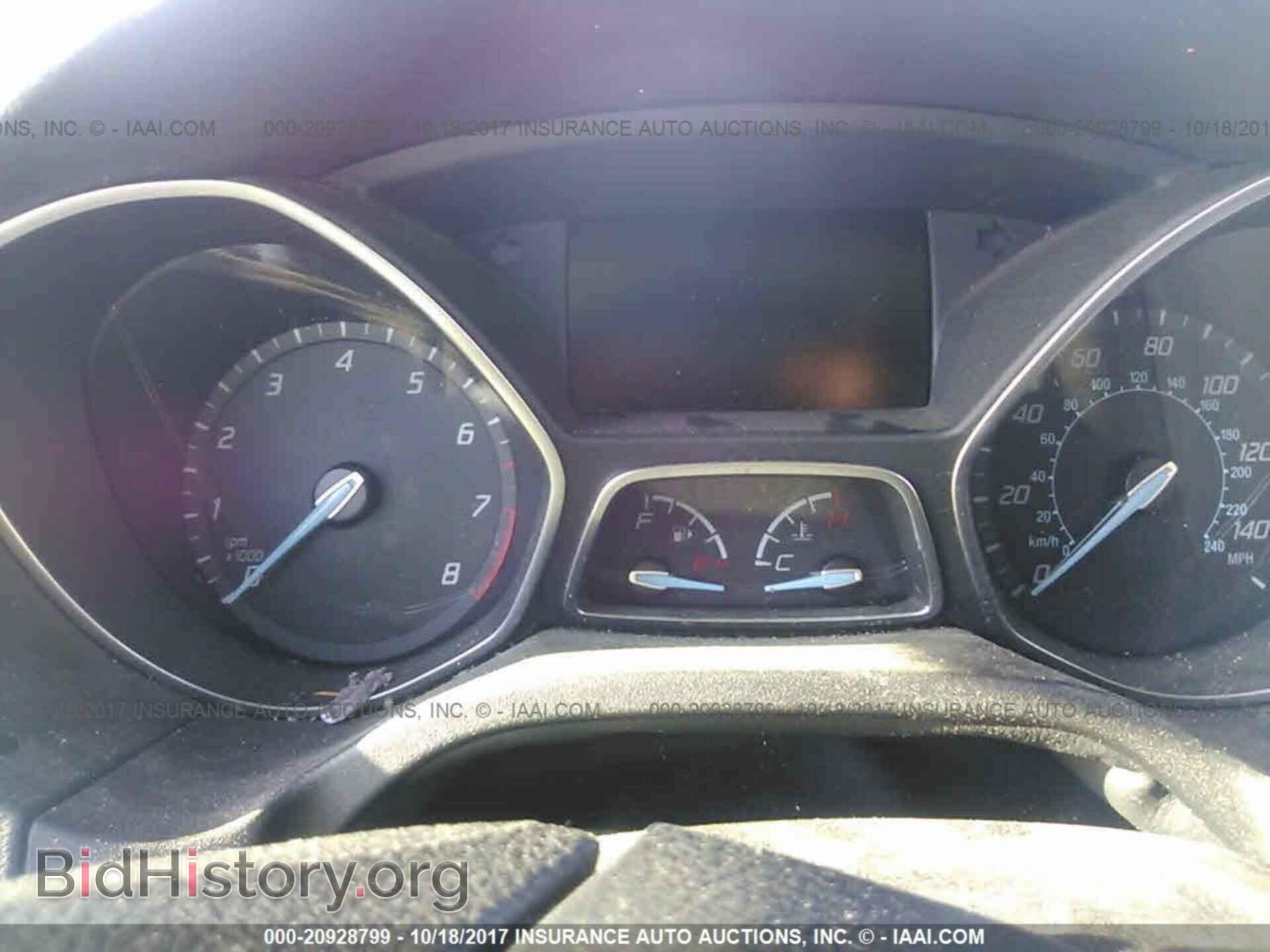 2013 Ford Focus - VIN: 1FADP3F2XDL274677 - Photo 7