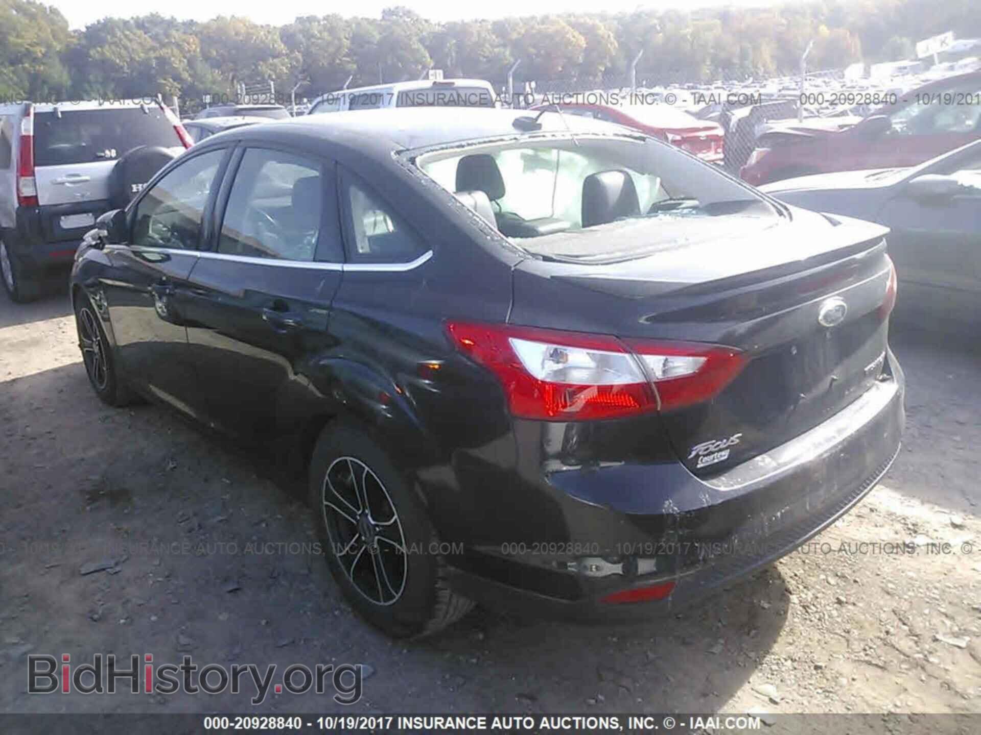 2012 Ford Focus - VIN: 1FAHP3J25CL328376 - Фото 3