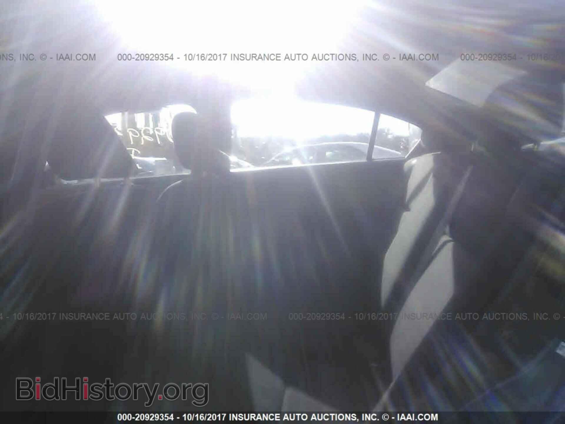 2013 Honda Civic - VIN: 2HGFB2F50DH603682 - Photo 8